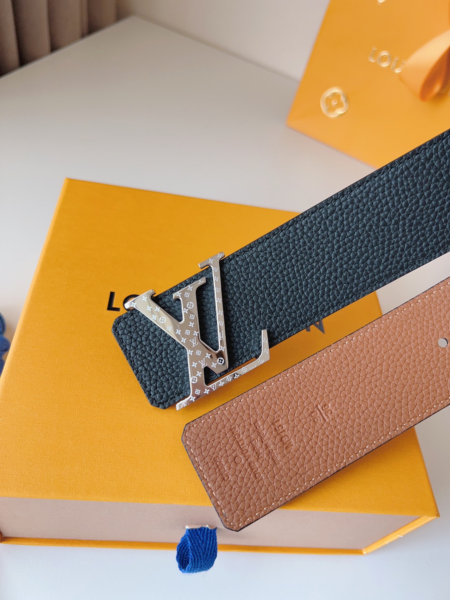 Louis Vuitton Basic Belt 40mm-l