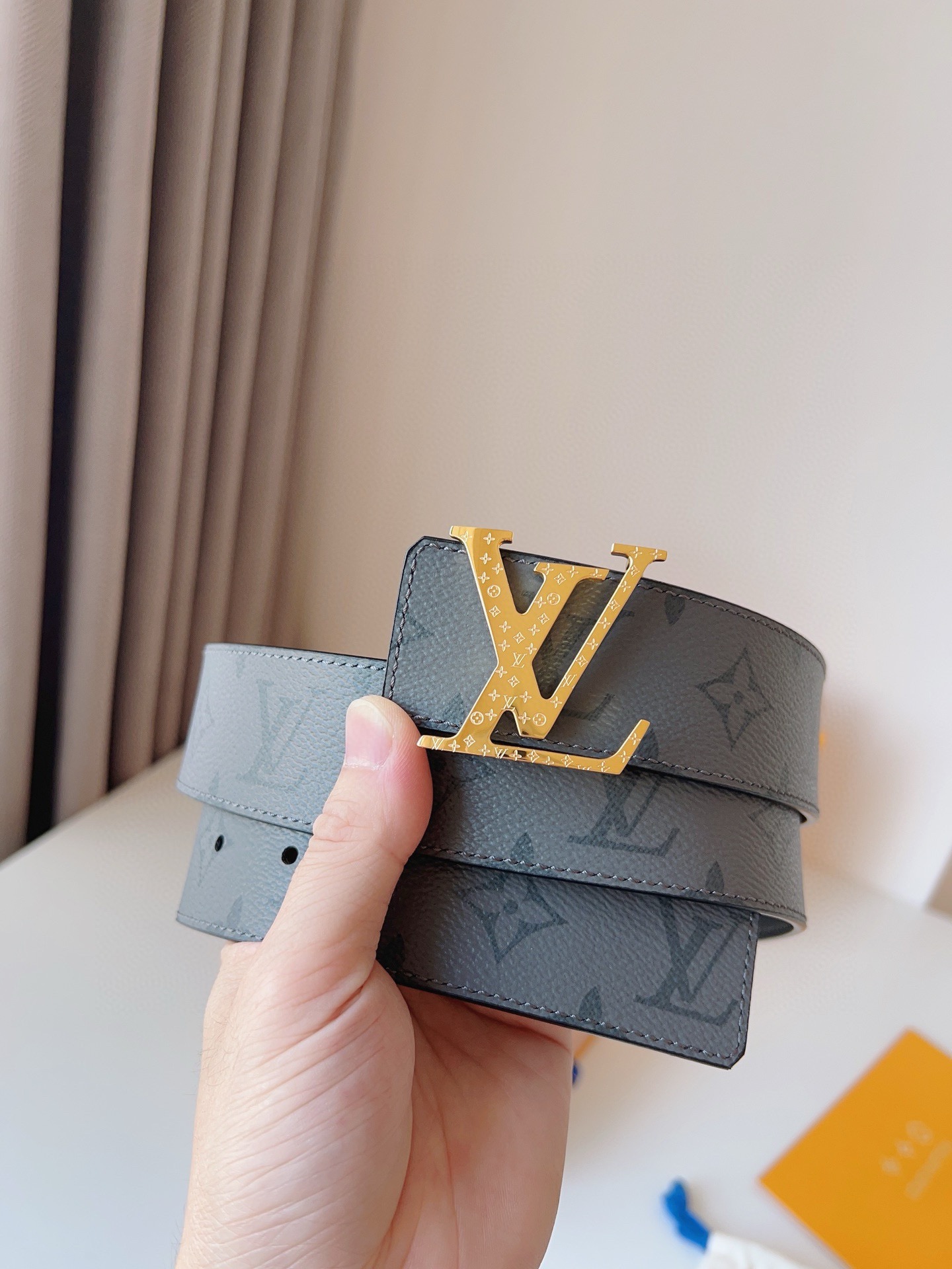 Louis Vuitton Basic Belt 40mm-l