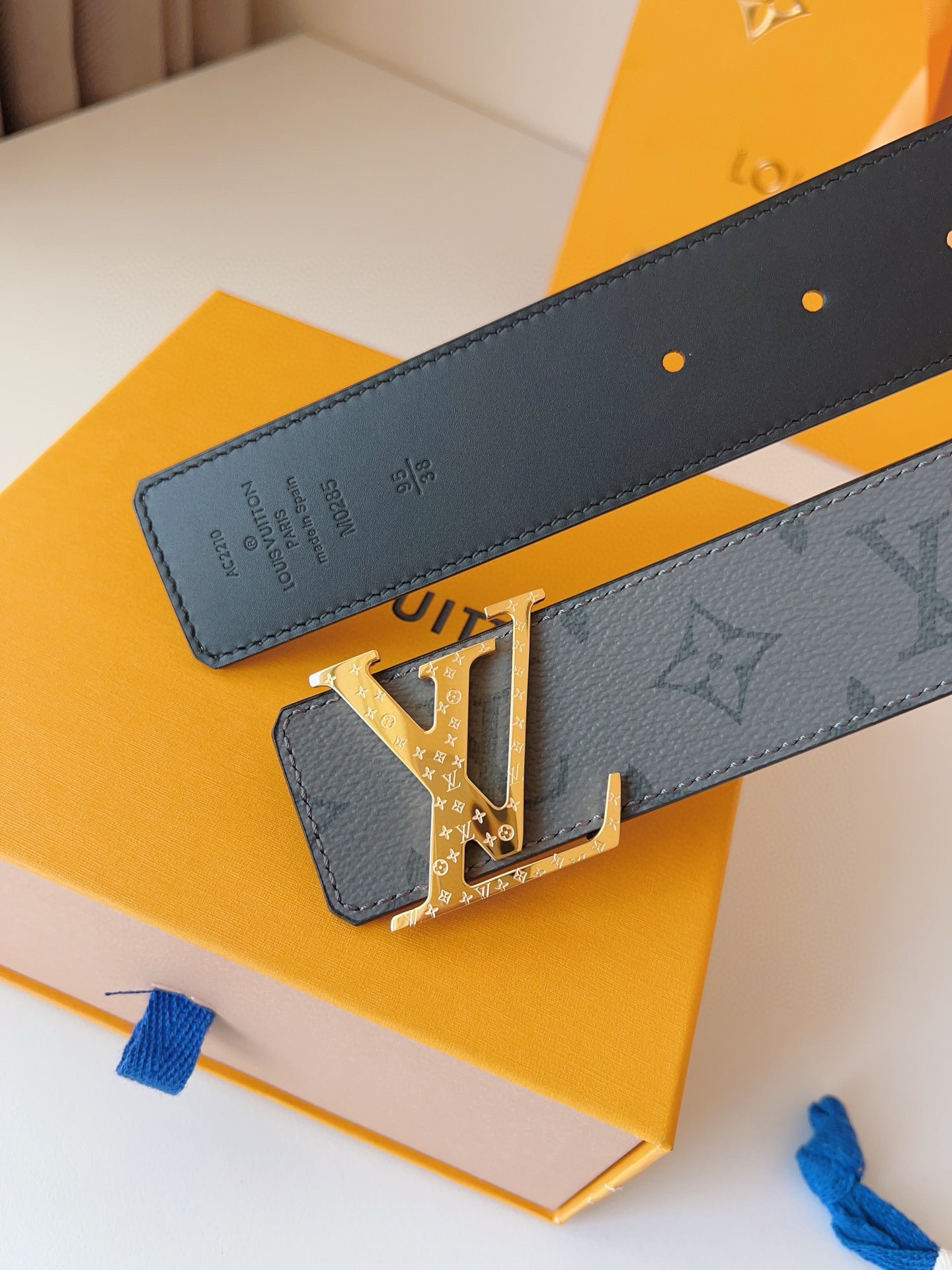 Louis Vuitton Basic Belt 40mm-l