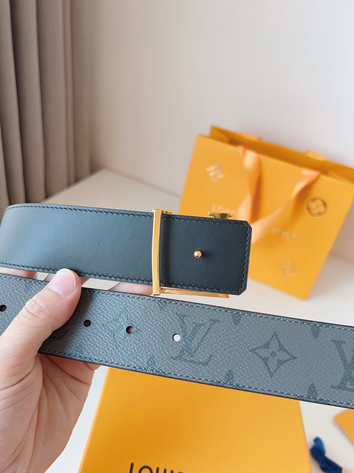 Louis Vuitton Basic Belt 40mm-l