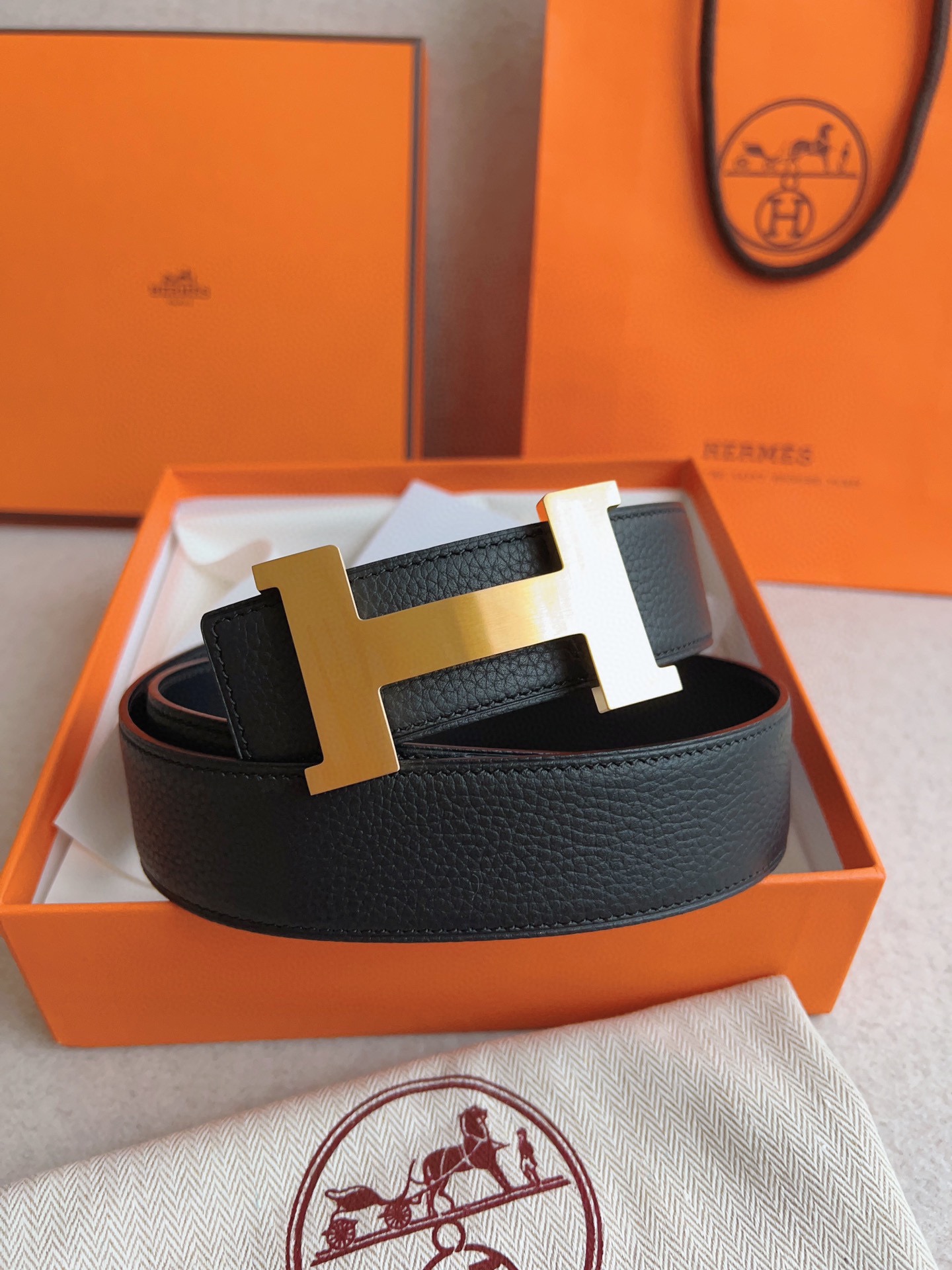 Hermès Leather Belt Cow Leather S-m