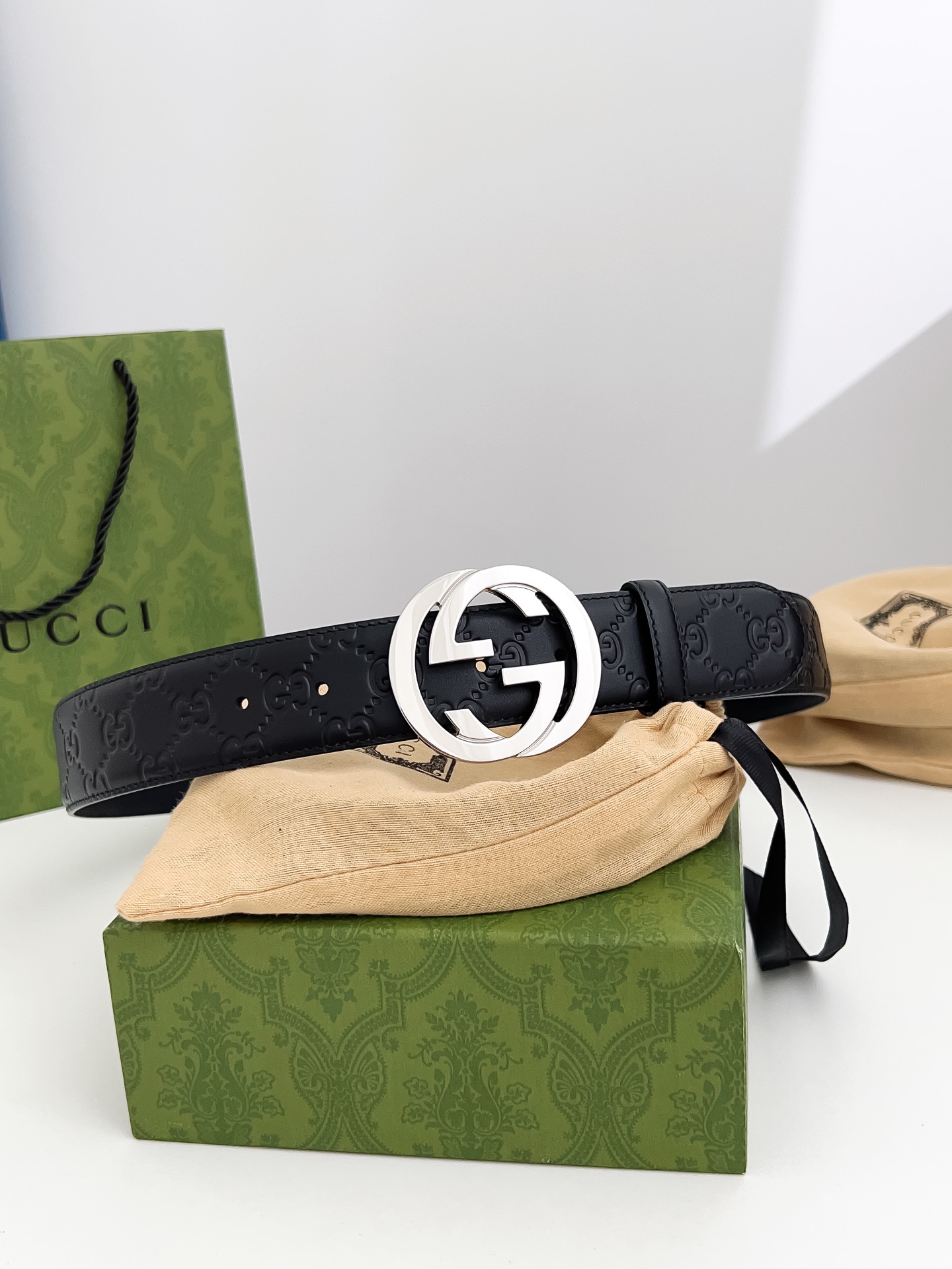 Gucci Basic Belt Silver 125cm