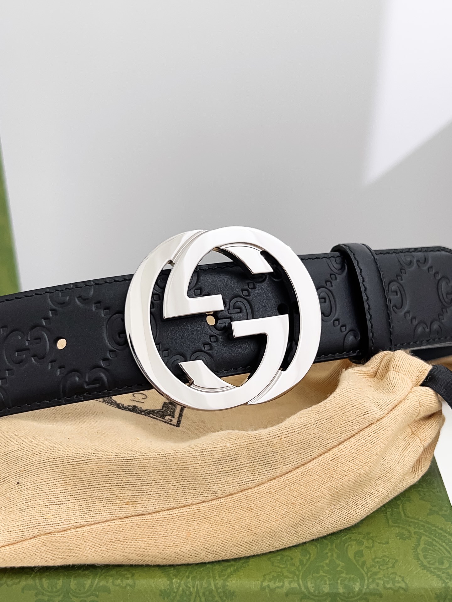 Gucci Basic Belt Silver 125cm