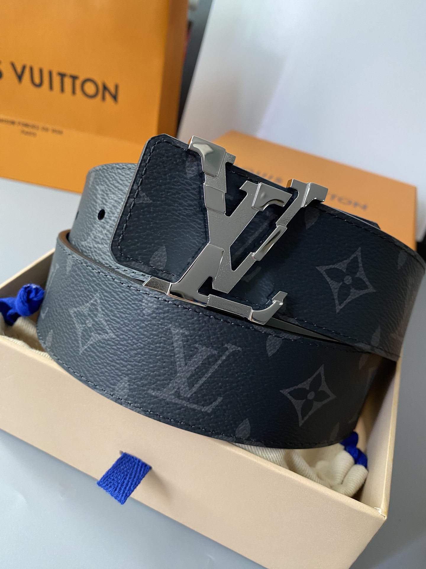 Louis Vuitton Basic Belt 40mm-l