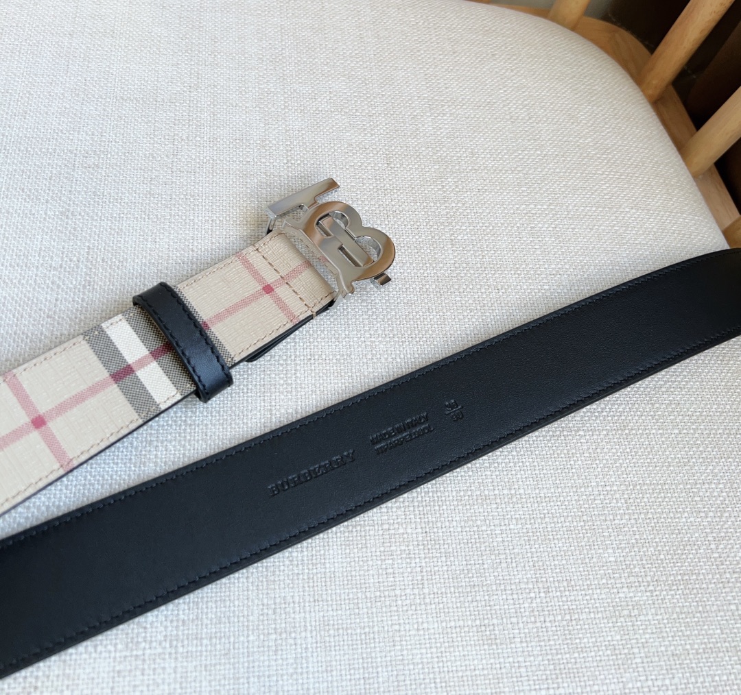 Burberry Basic Belt M-l