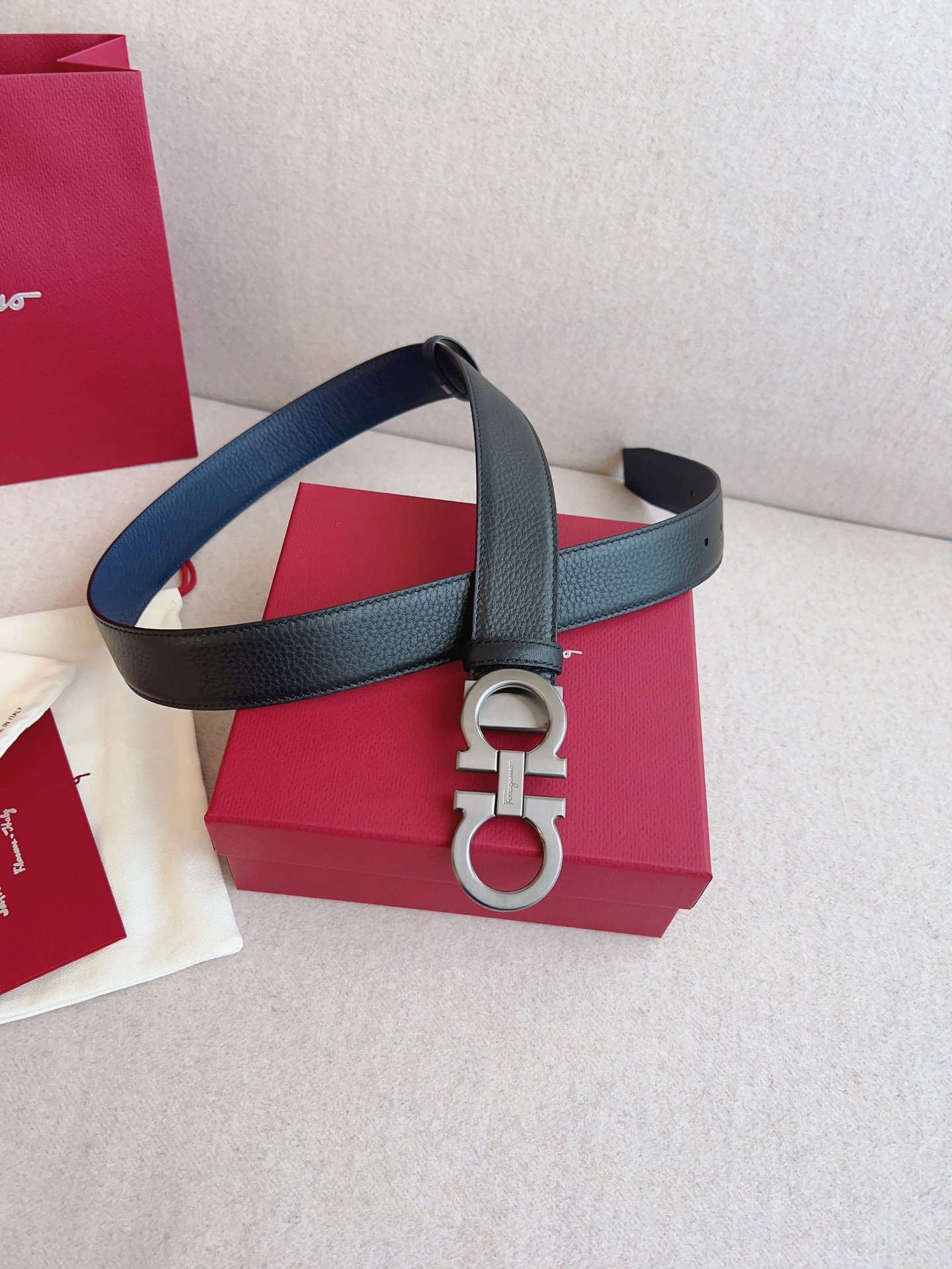 Salvatore Ferragamo Male Leather Belt Adjustable 35mm-m