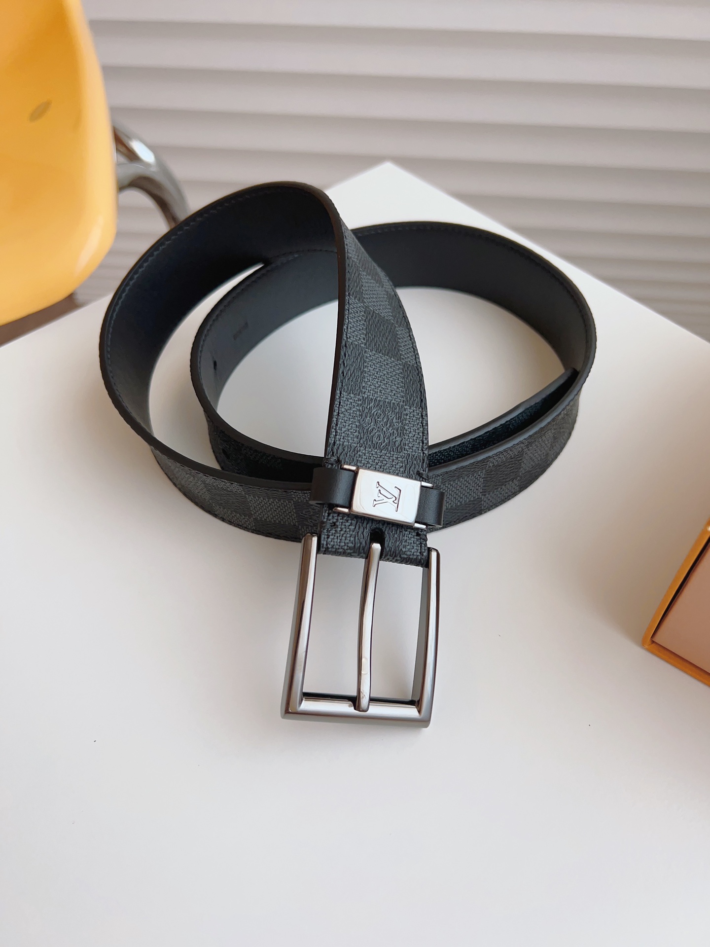 Louis Vuitton Male Basic Belt 35mm-l