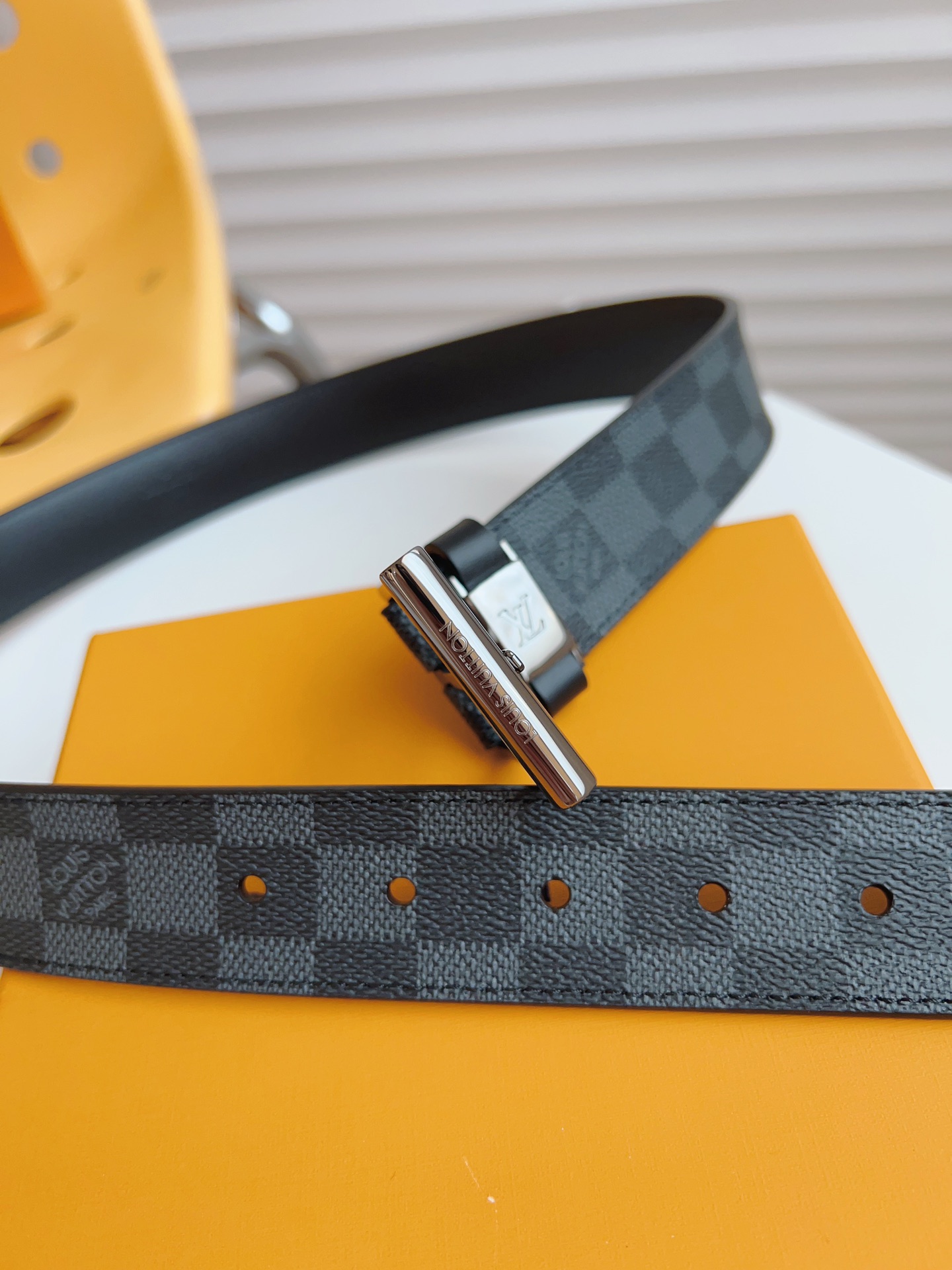 Louis Vuitton Male Basic Belt 35mm-l