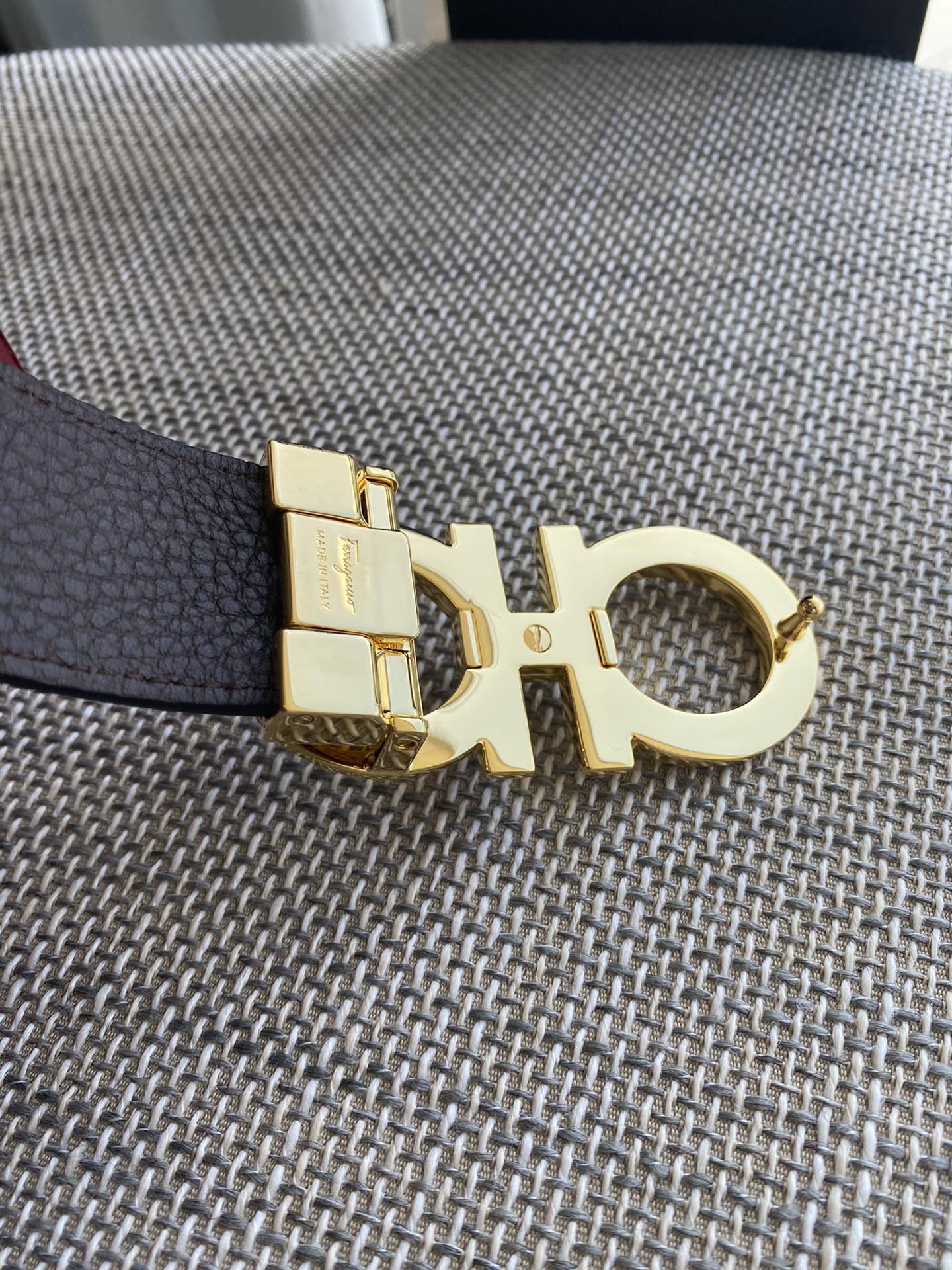 Salvatore Ferragamo Basic Belt Cow Leather M