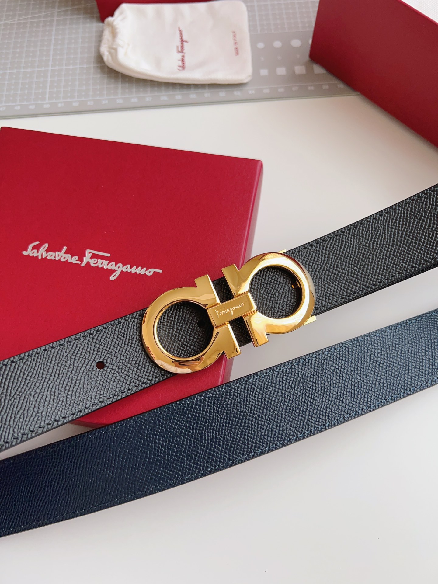 Salvatore Ferragamo Male Leather Belt Top Grain Leather M