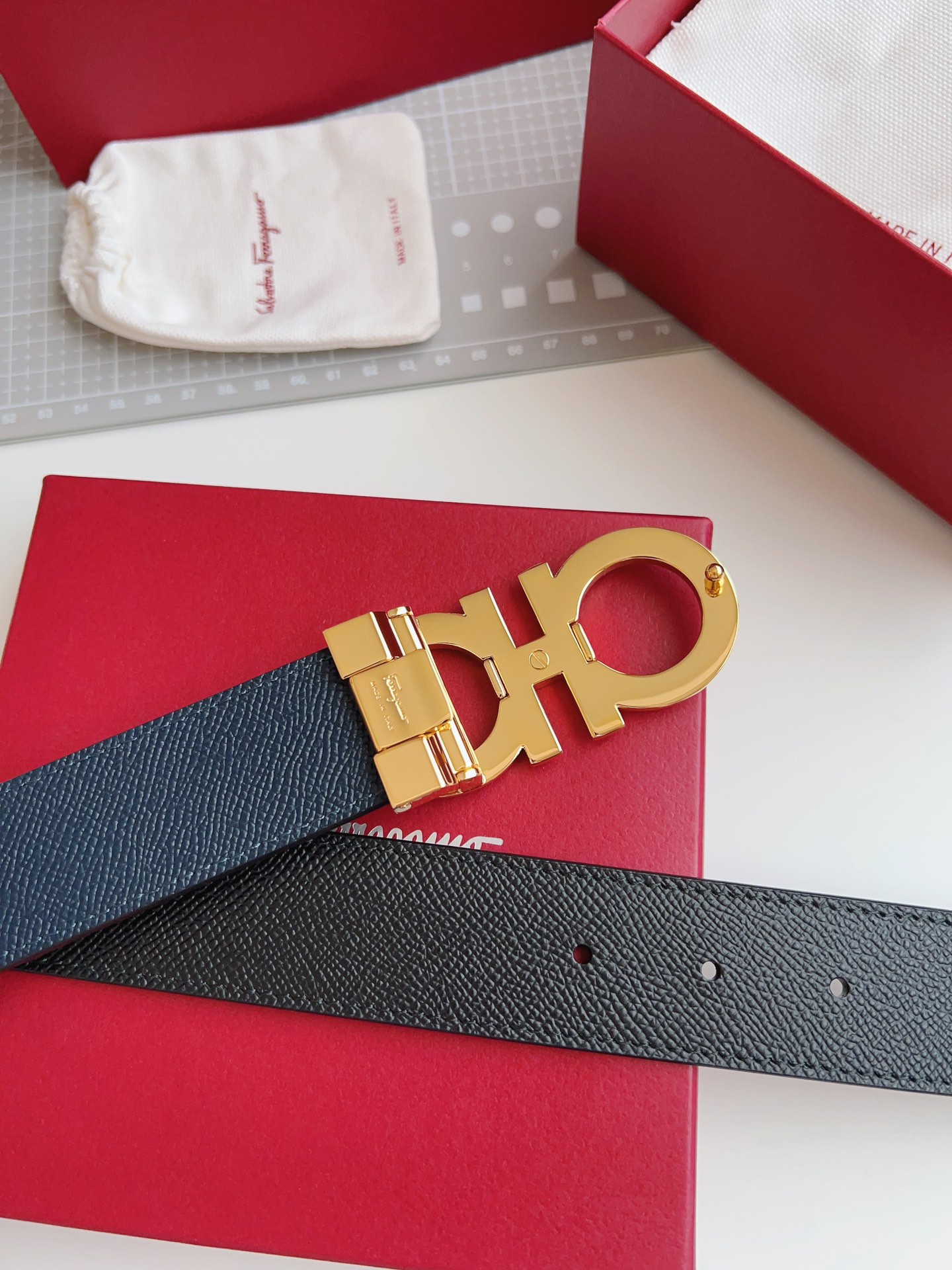 Salvatore Ferragamo Male Leather Belt Top Grain Leather M