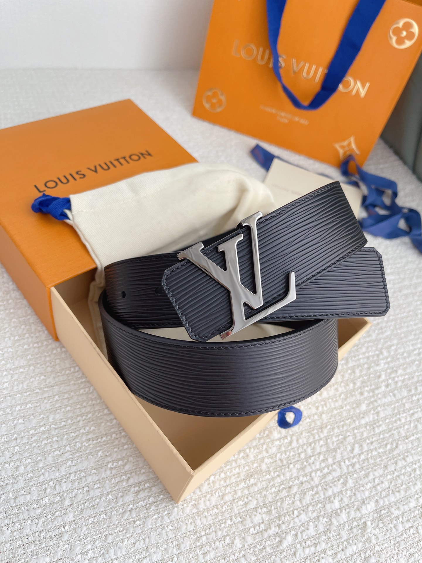 Louis Vuitton Male Basic Belt Cow Leather S-l