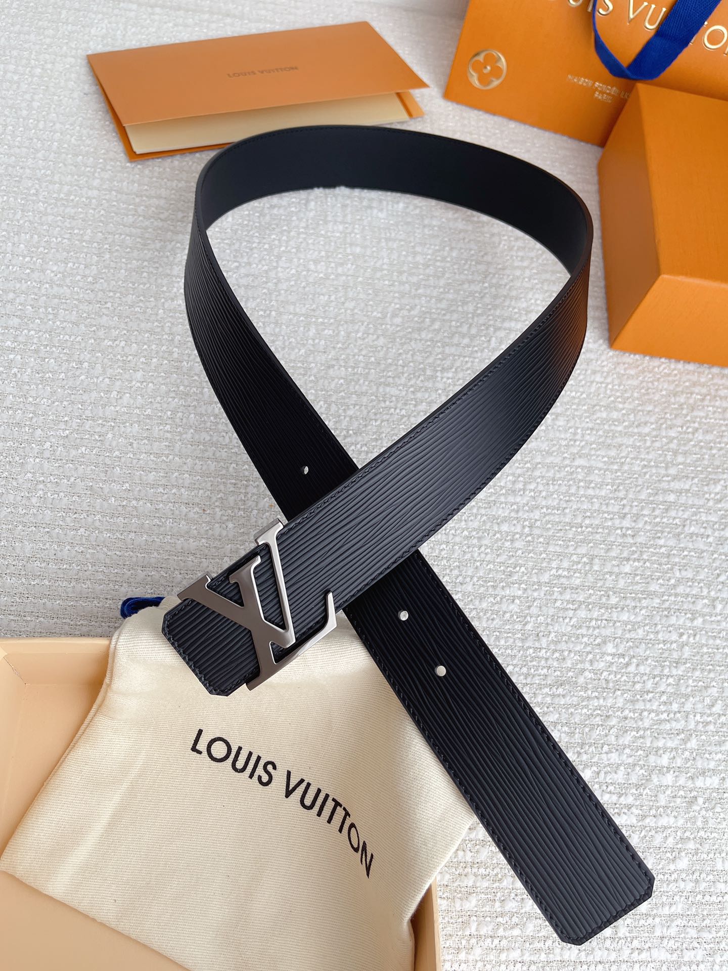 Louis Vuitton Male Basic Belt Cow Leather S-l
