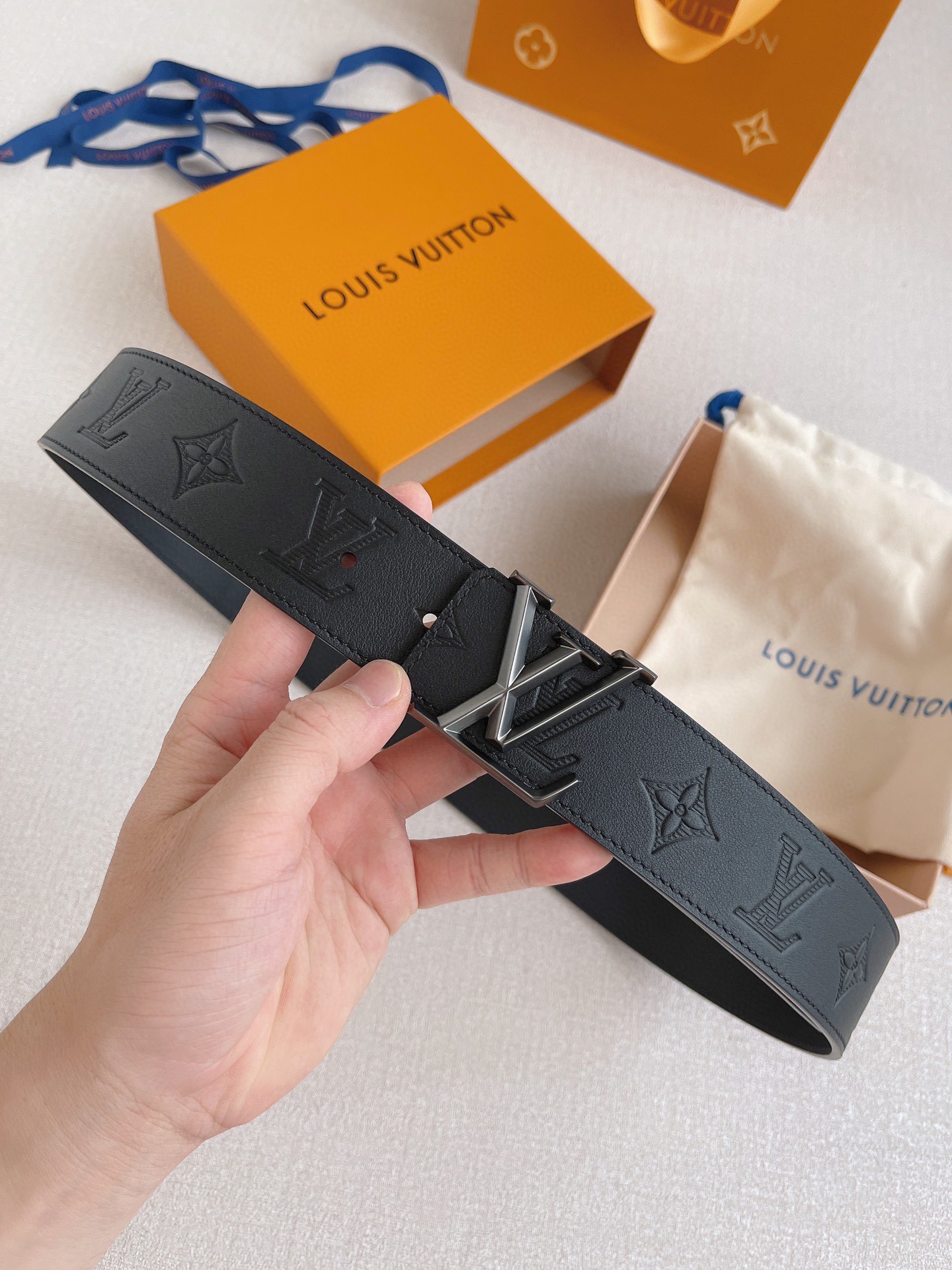 Louis Vuitton Basic Belt Cow Leather 40mm-m-l