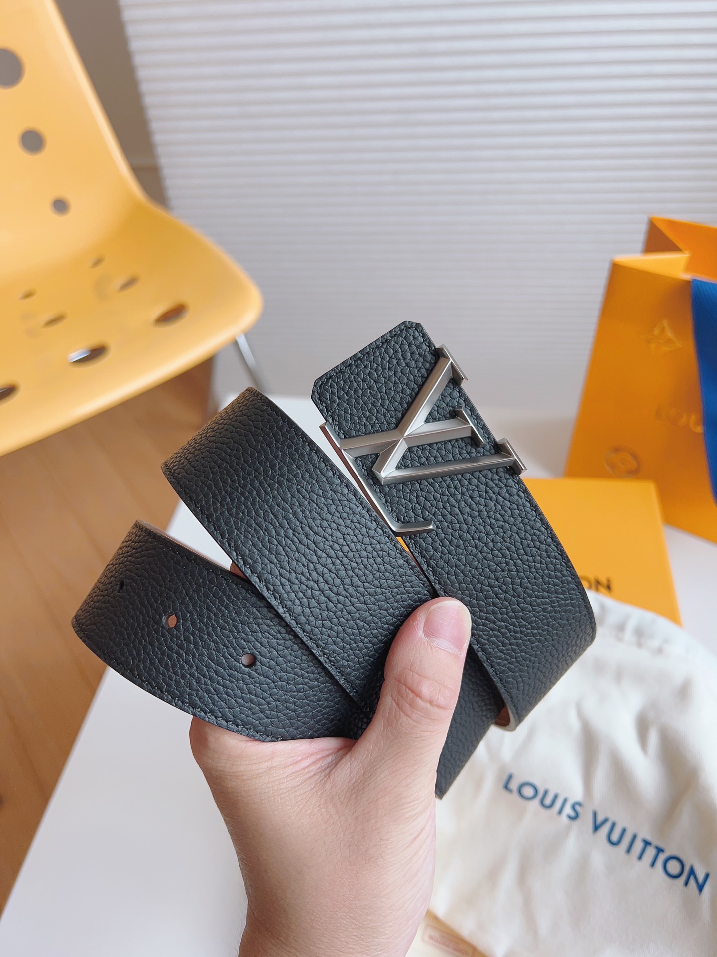 Louis Vuitton Leather Belt M-l