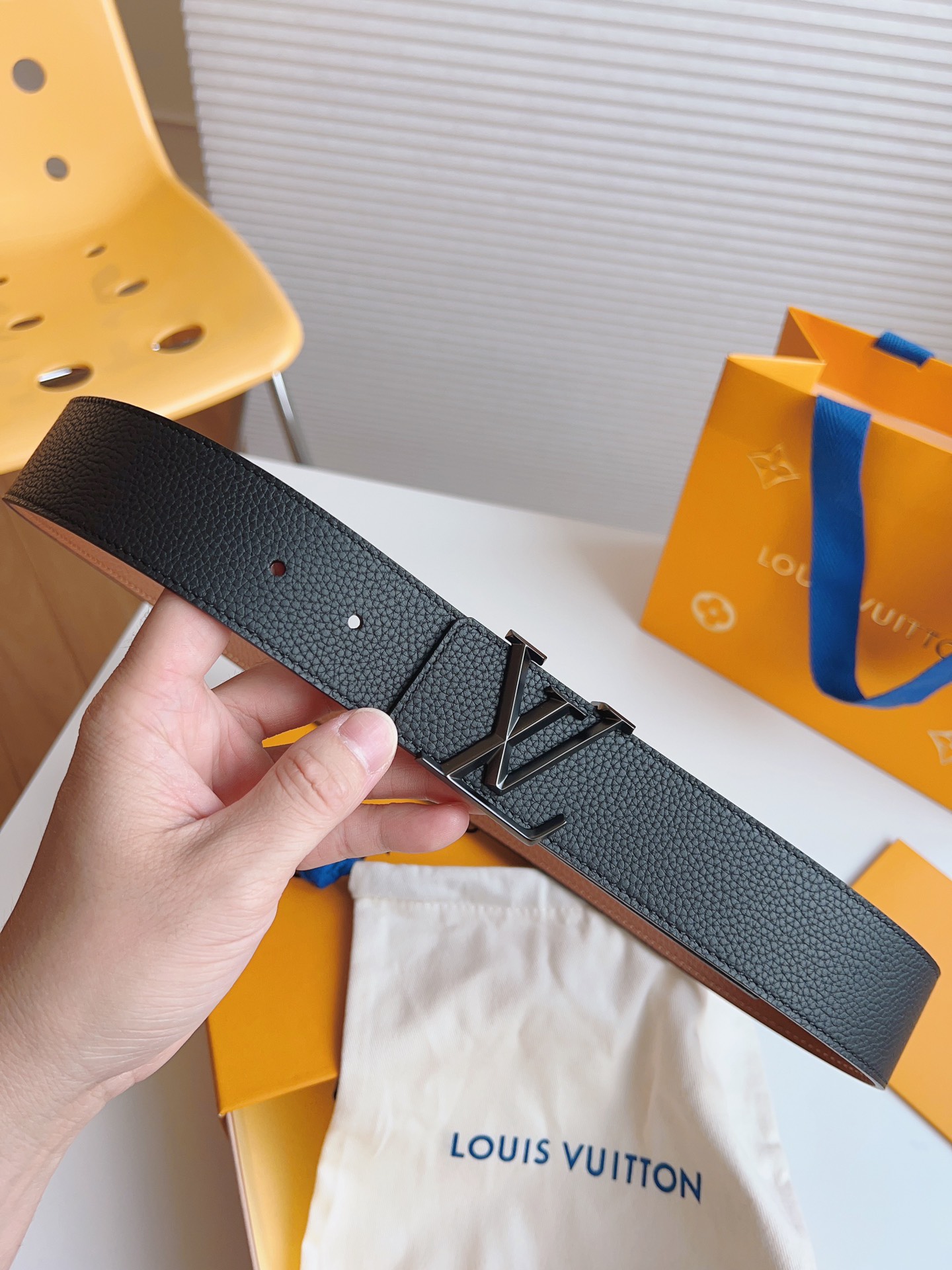 Louis Vuitton Leather Belt M-l