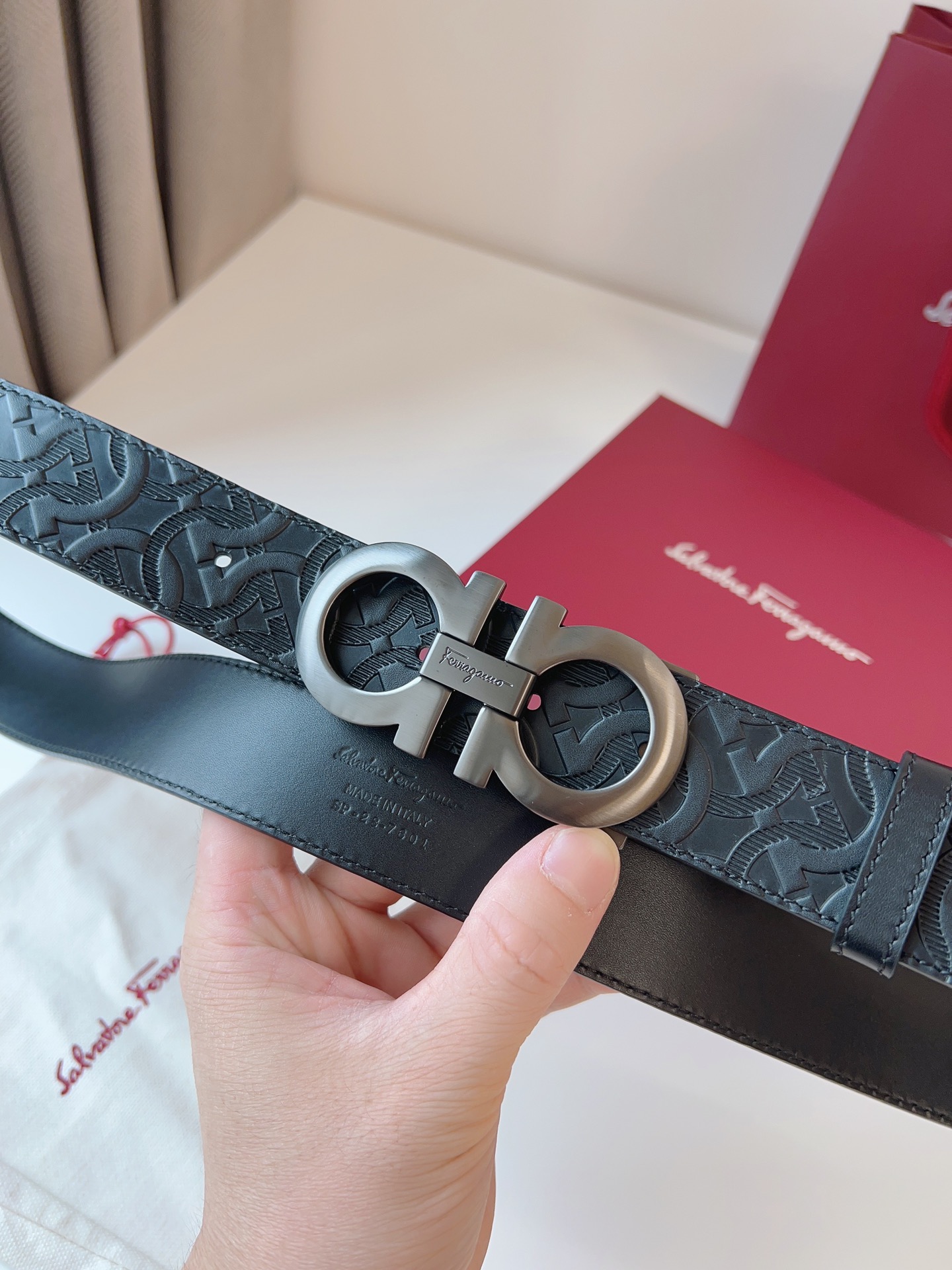 Salvatore Ferragamo Basic Belt Cow Leather M