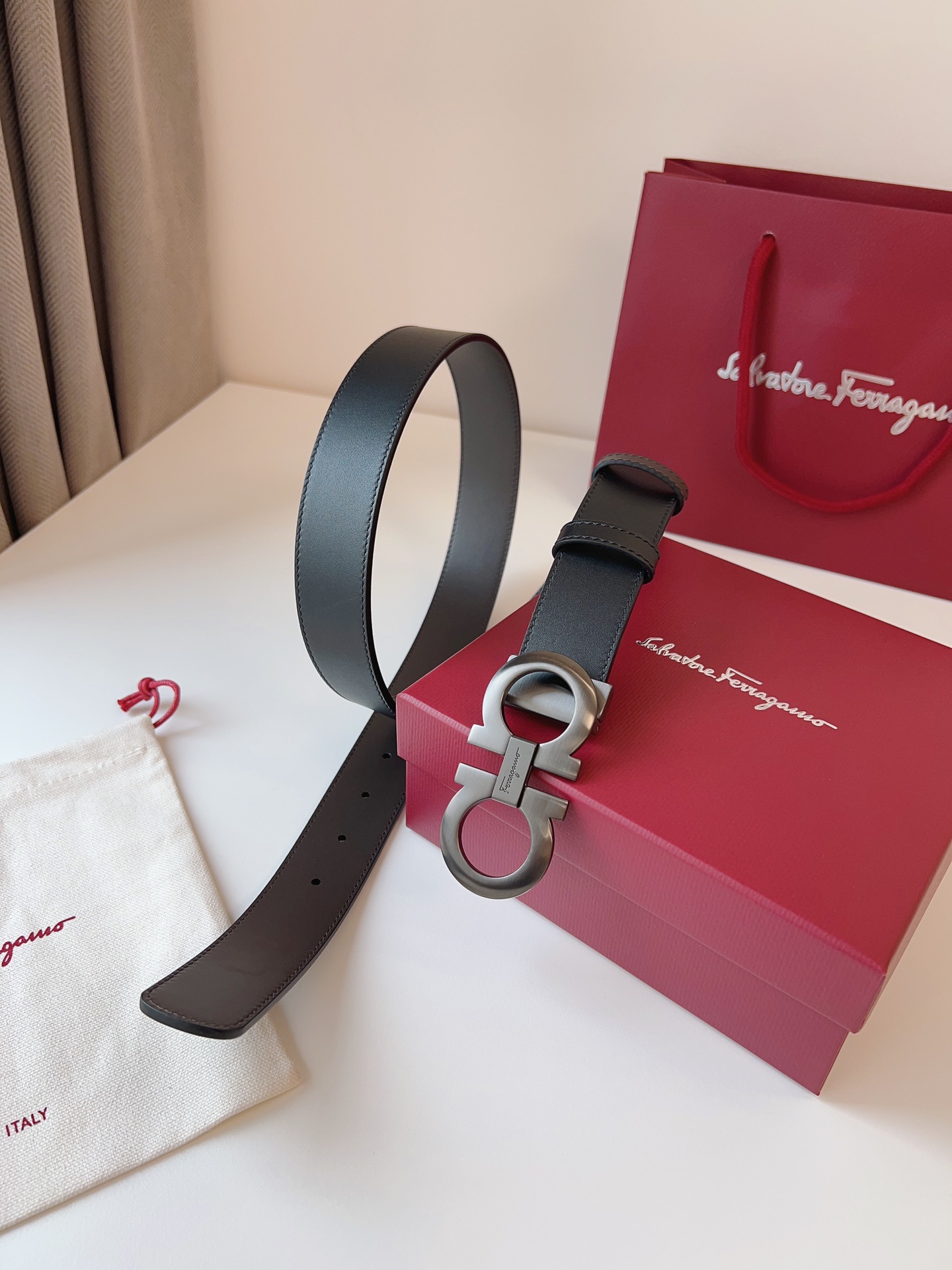 Salvatore Ferragamo Basic Belt Cow Leather M