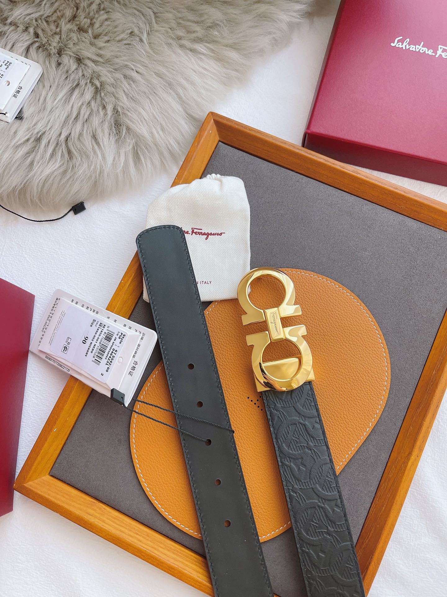 Salvatore Ferragamo Male Leather Belt Black M