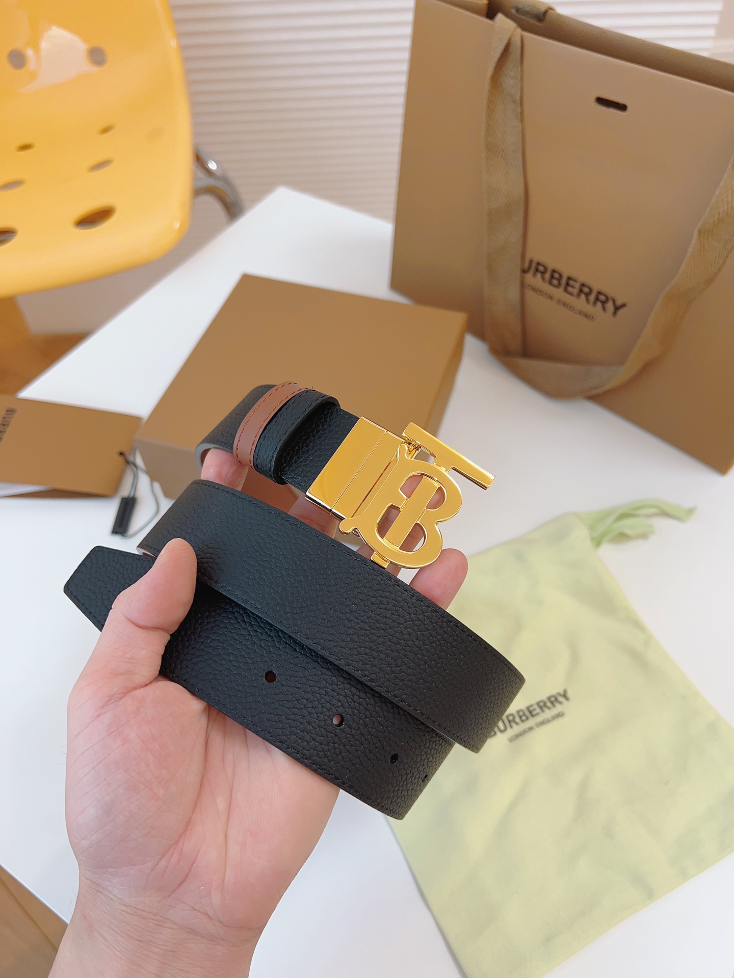 Burberry Basic Belt Top Grain Leather 34mm