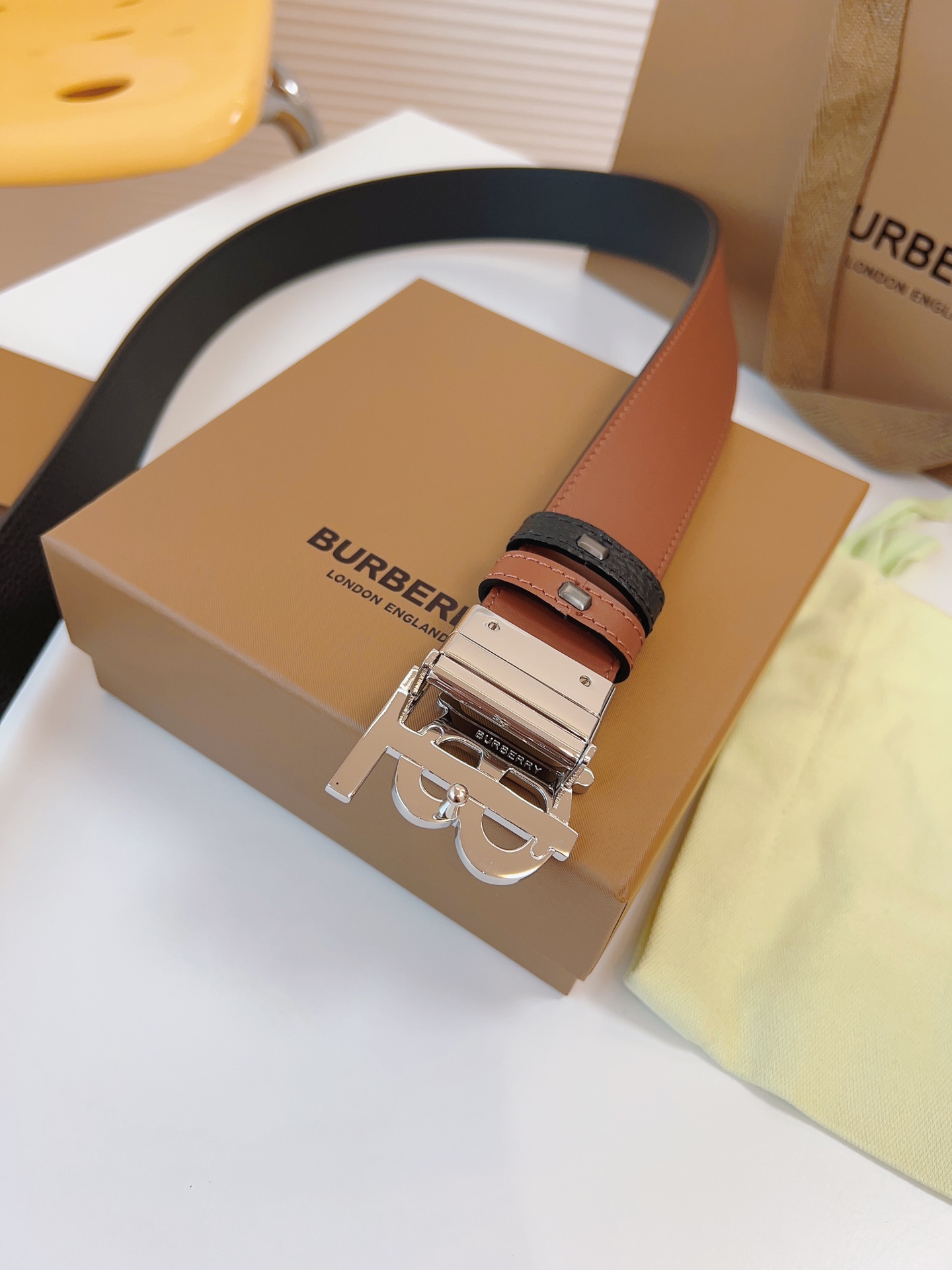 Burberry Basic Belt Top Grain Leather 34mm