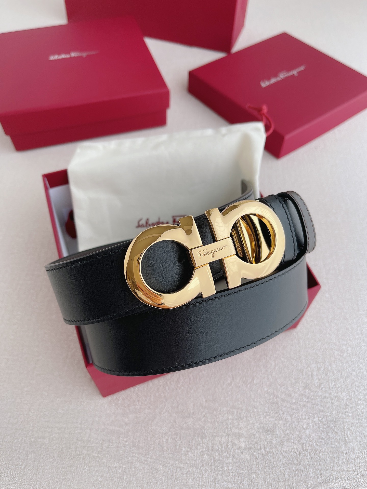 Salvatore Ferragamo Leather Belt Adjustable 35mm-m