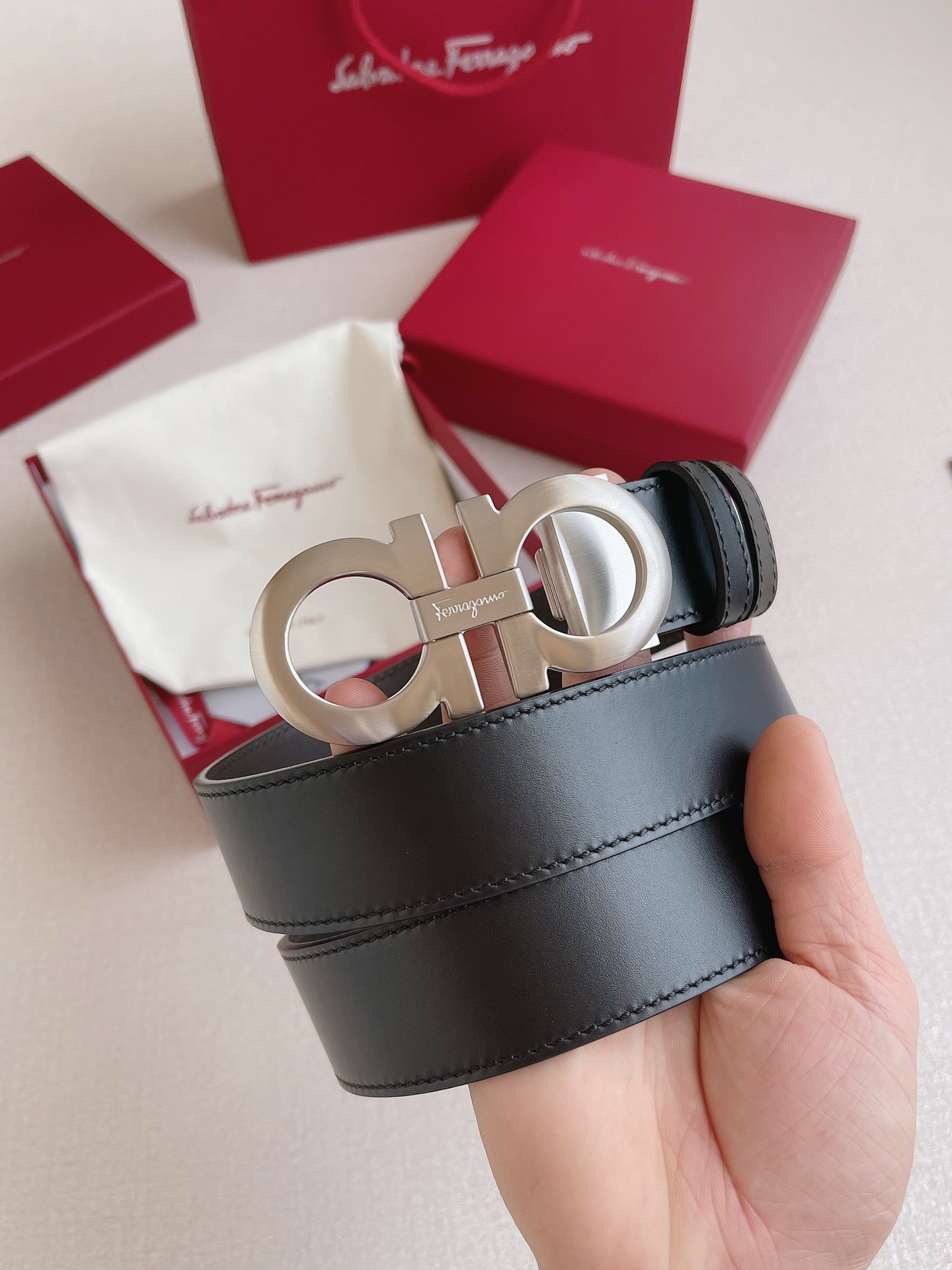 Salvatore Ferragamo Leather Belt Adjustable 35mm-m