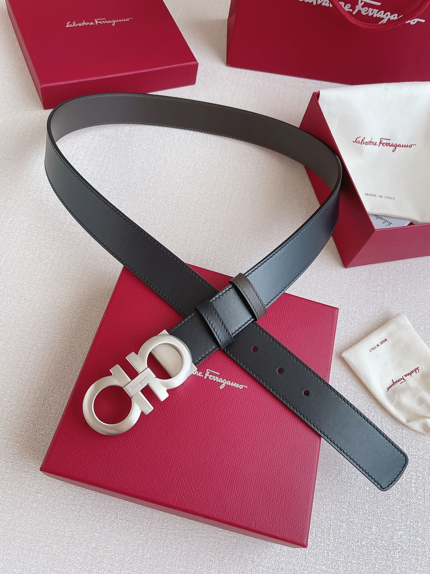 Salvatore Ferragamo Leather Belt Adjustable 35mm-m