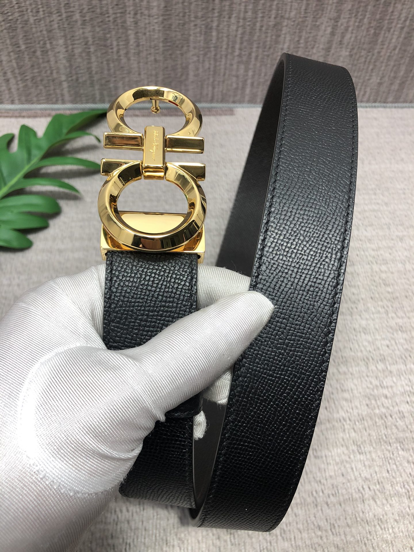 Salvatore Ferragamo Basic Belt Top Grain Leather Black