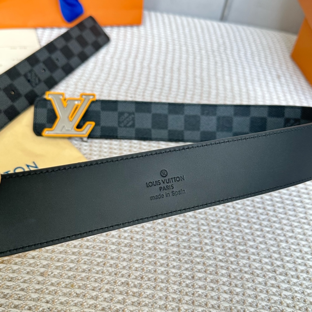 Louis Vuitton Basic Belt 40mm-s