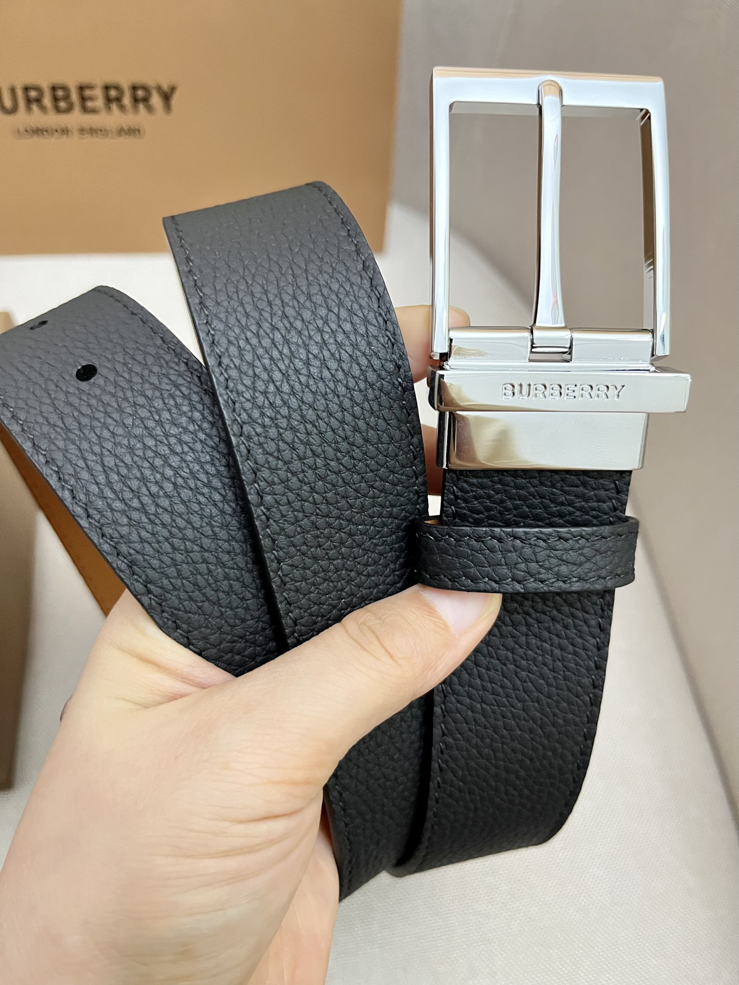 Burberry Male Leather Belt Top Grain Leather M