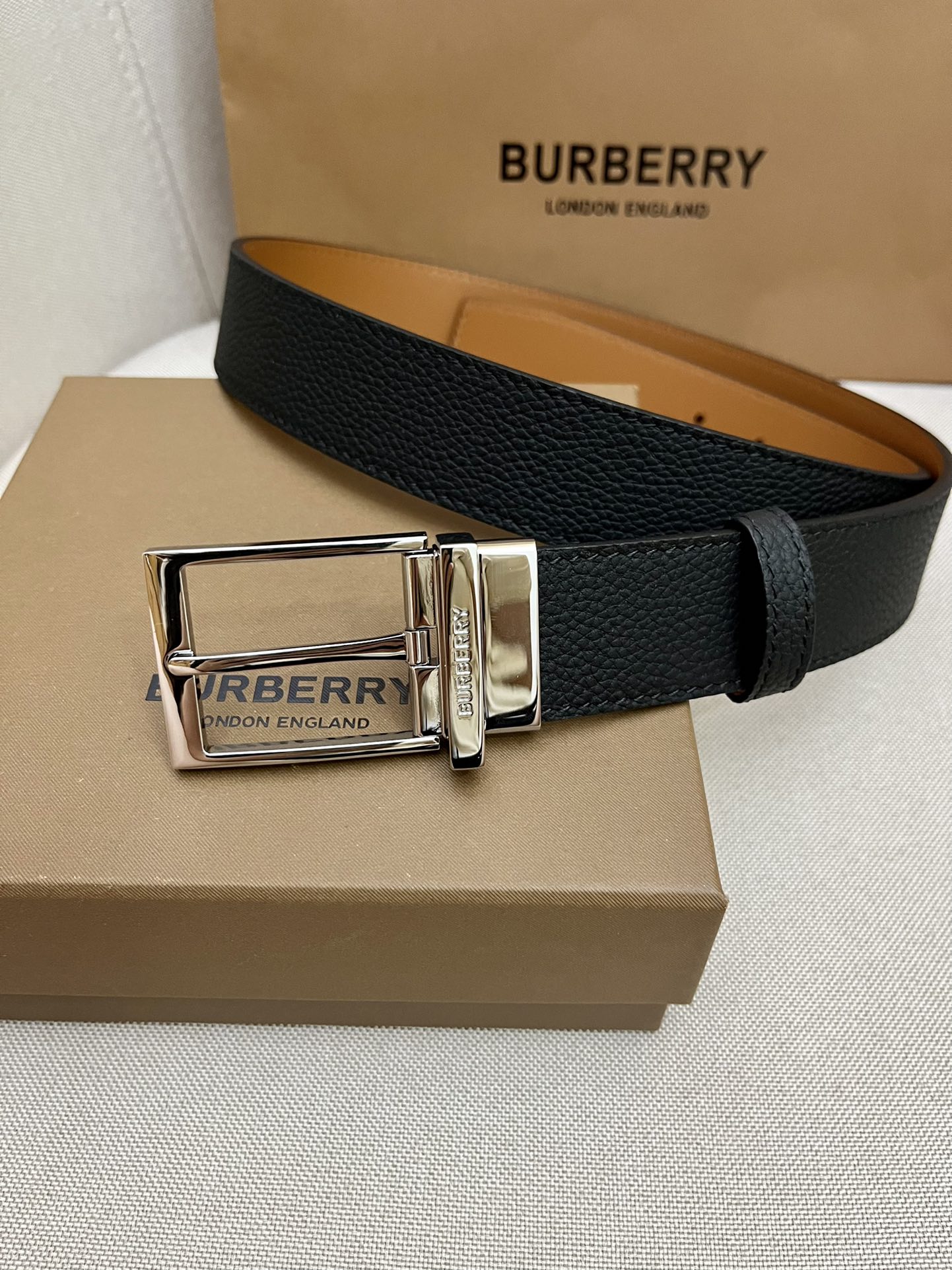 Burberry Male Leather Belt Top Grain Leather M