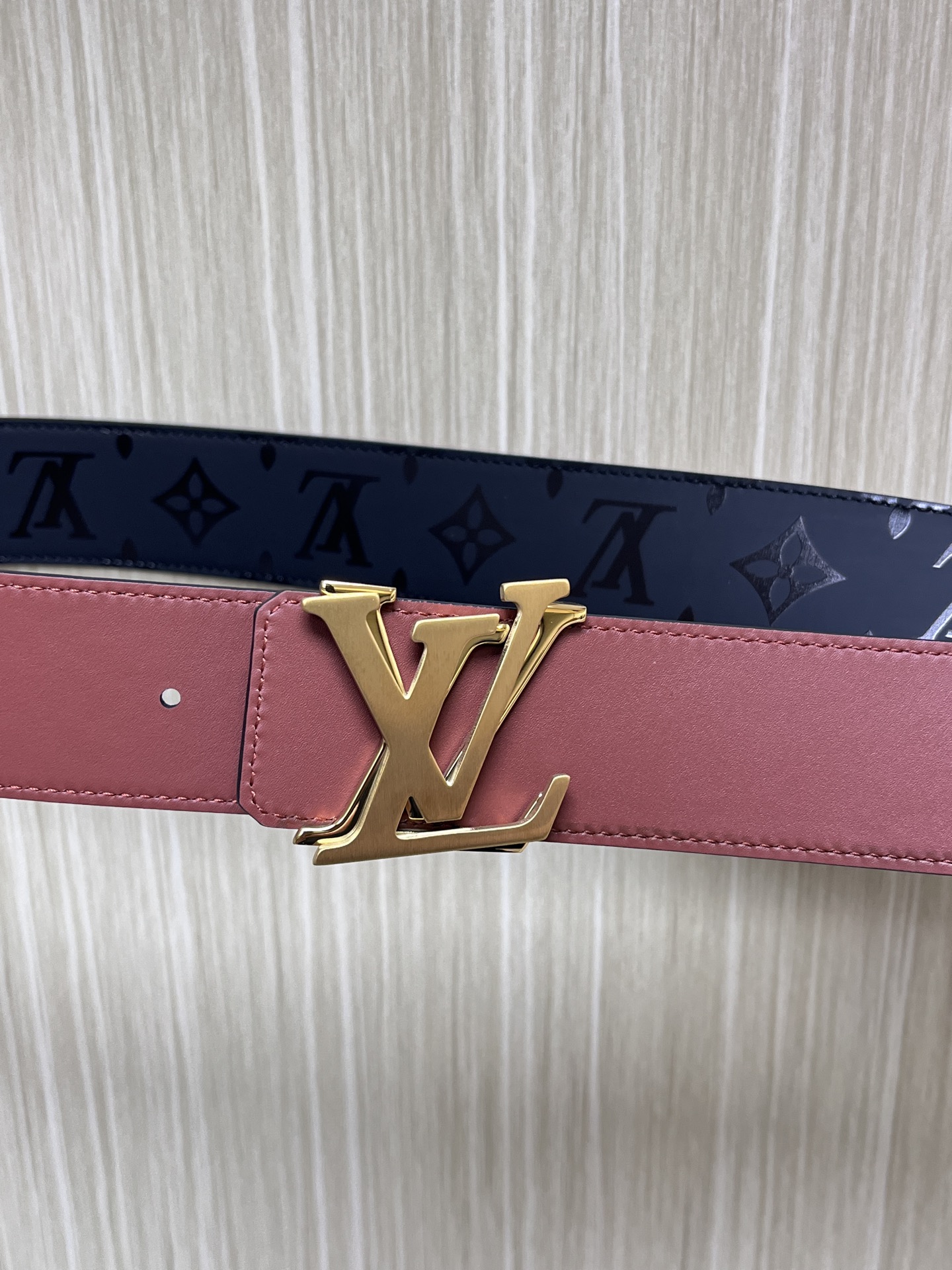 Louis Vuitton Male Leather Belt Black 40mm-l