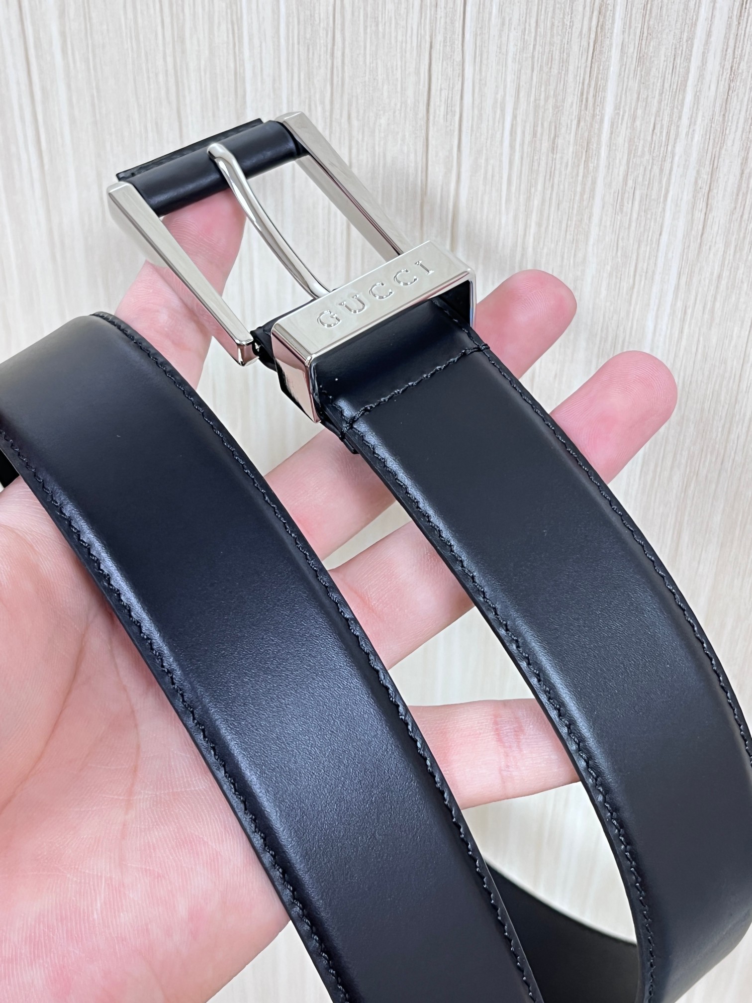 Gucci Male Pin Buckle Belt Cow Leather Wide Width