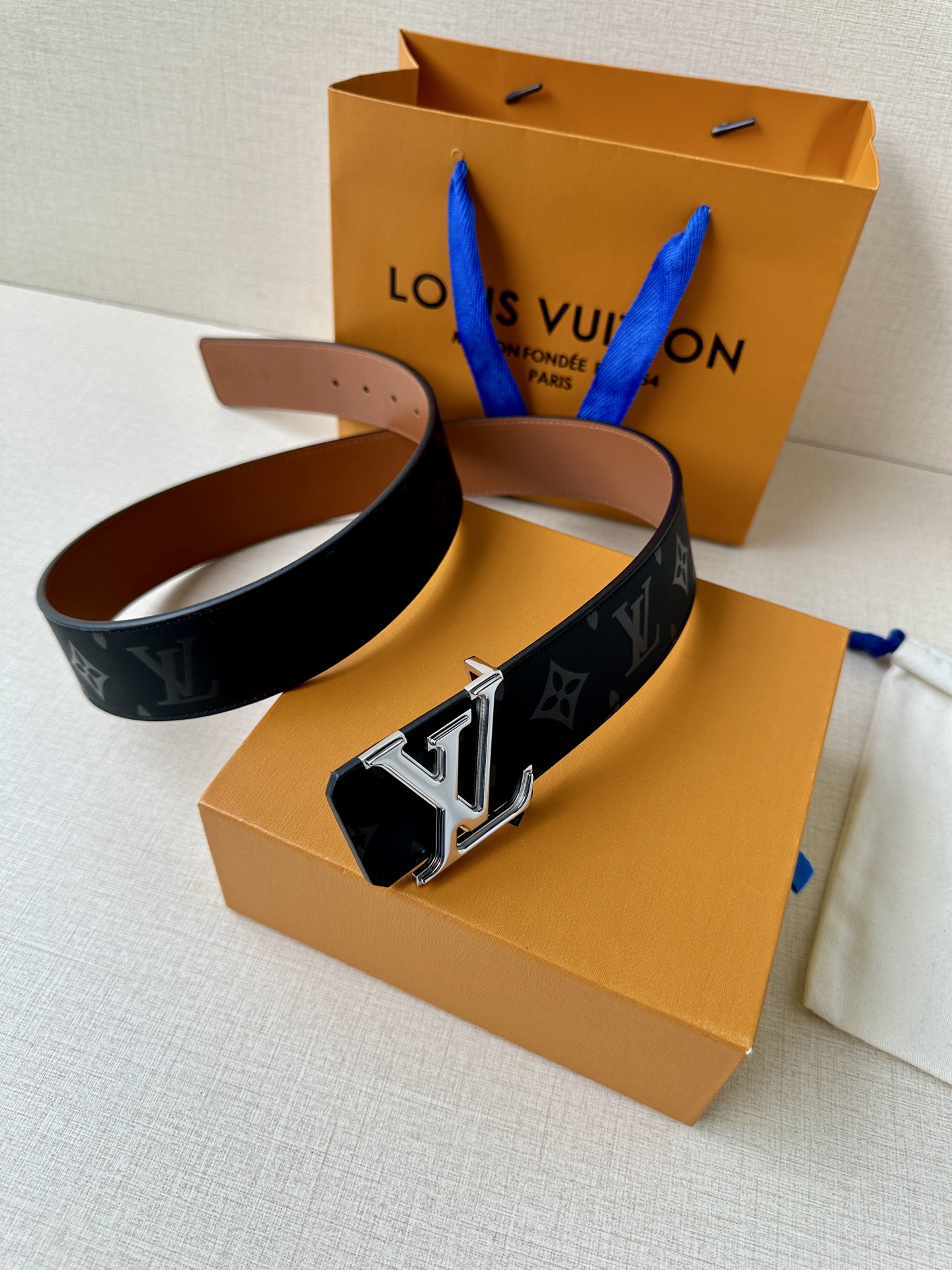 Louis Vuitton Leather Belt S-m-l