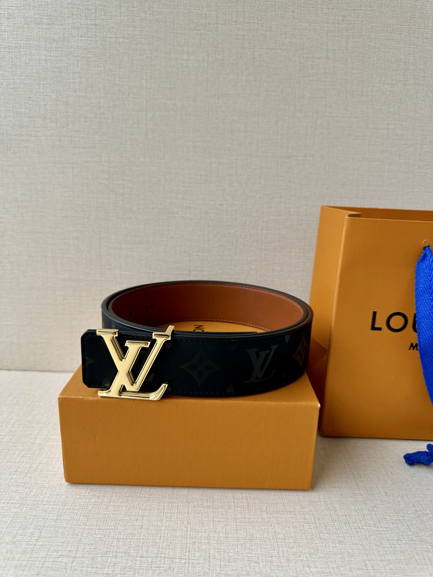 Louis Vuitton Leather Belt S-m-l