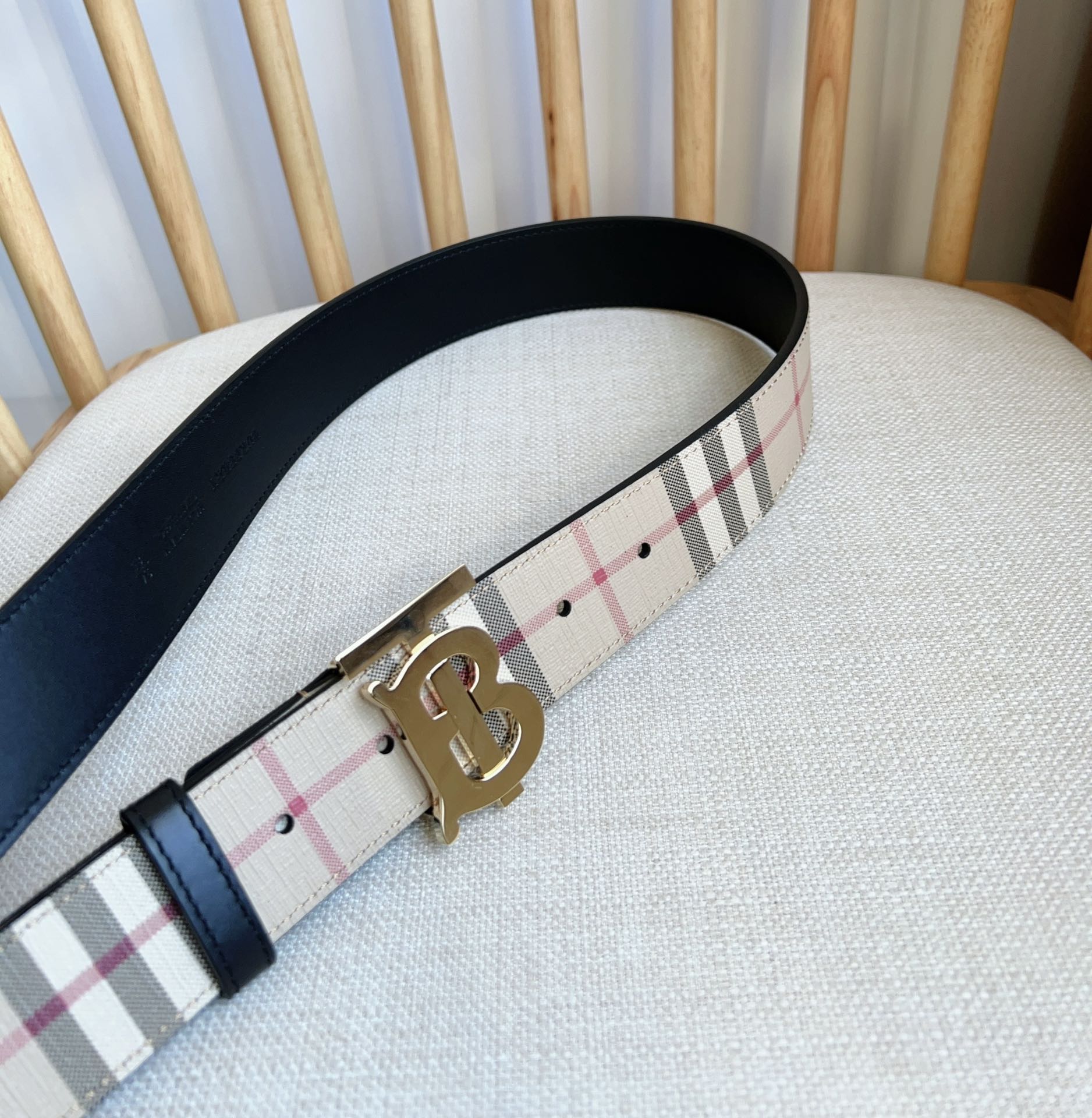 Burberry Basic Belt M-l