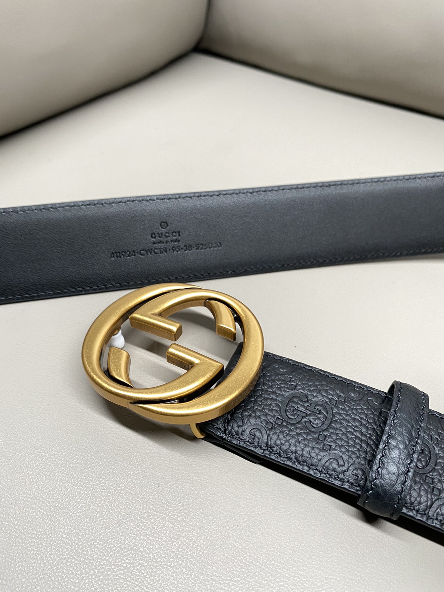 Gucci Basic Belt Cow Leather