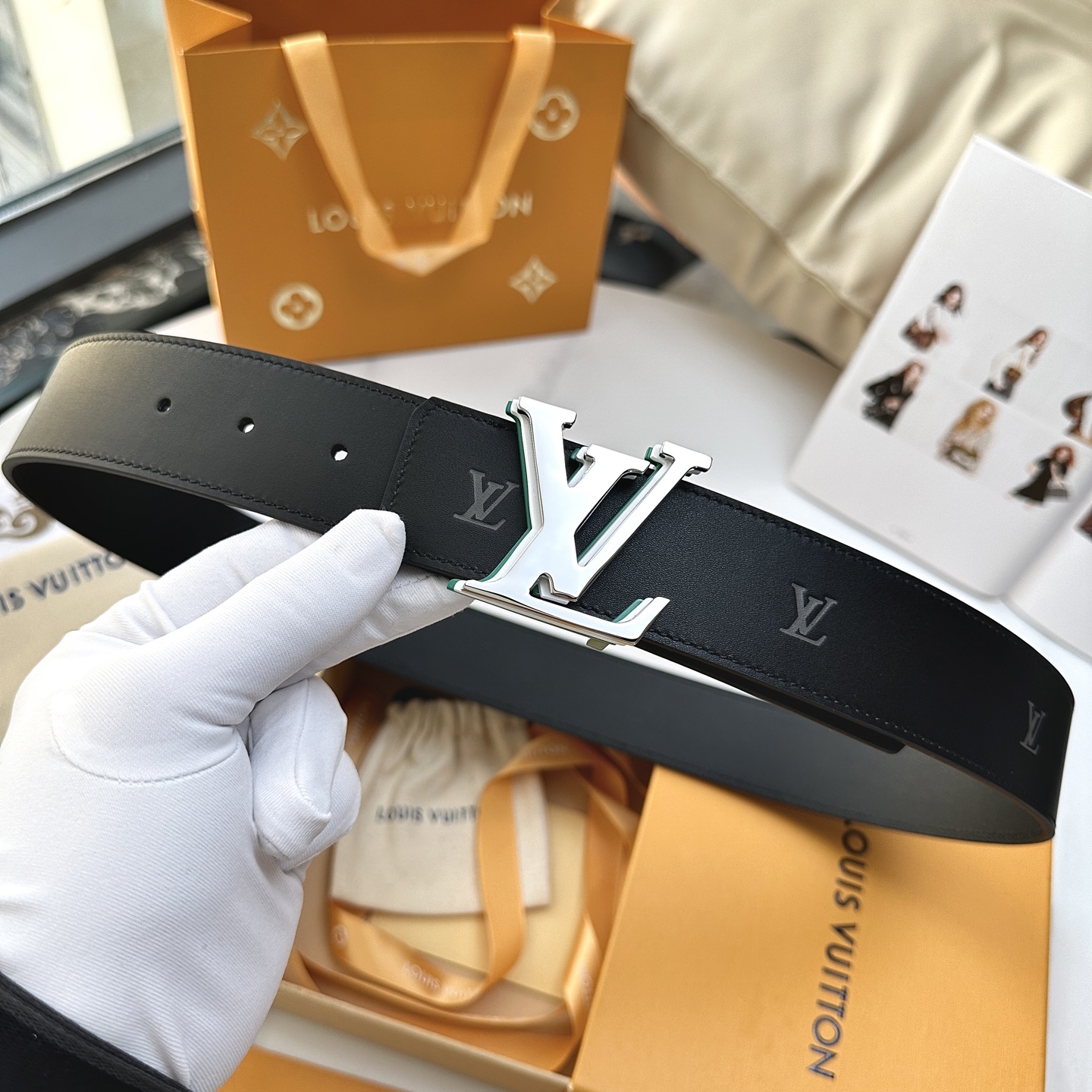 Louis Vuitton Male Basic Belt Cow Leather S-l