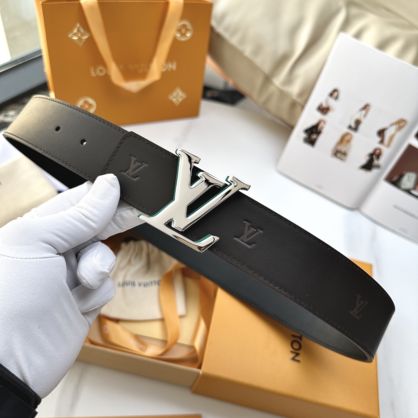 Louis Vuitton Male Basic Belt Cow Leather S-l