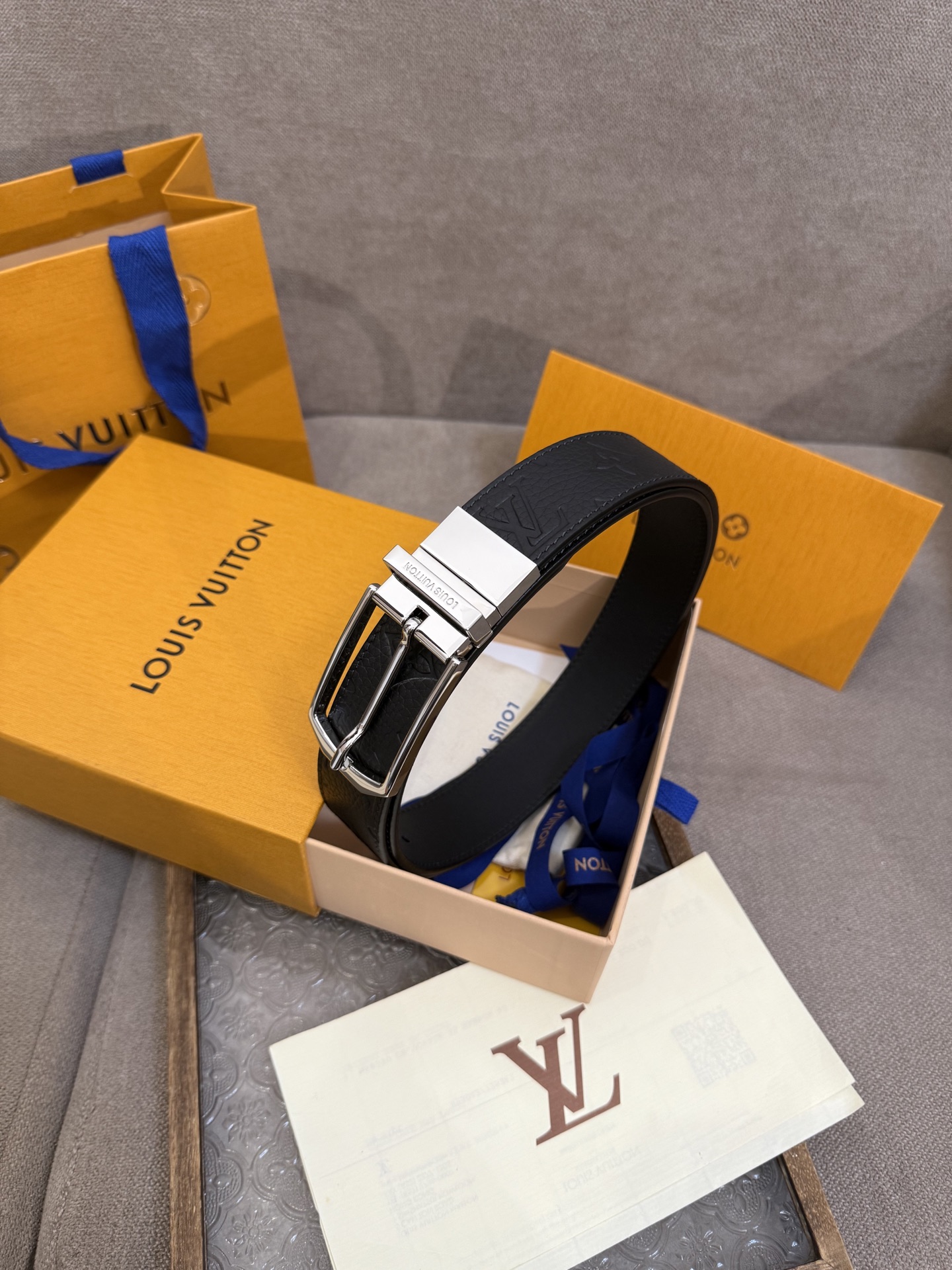 Louis Vuitton Leather Belt Black S-m-l