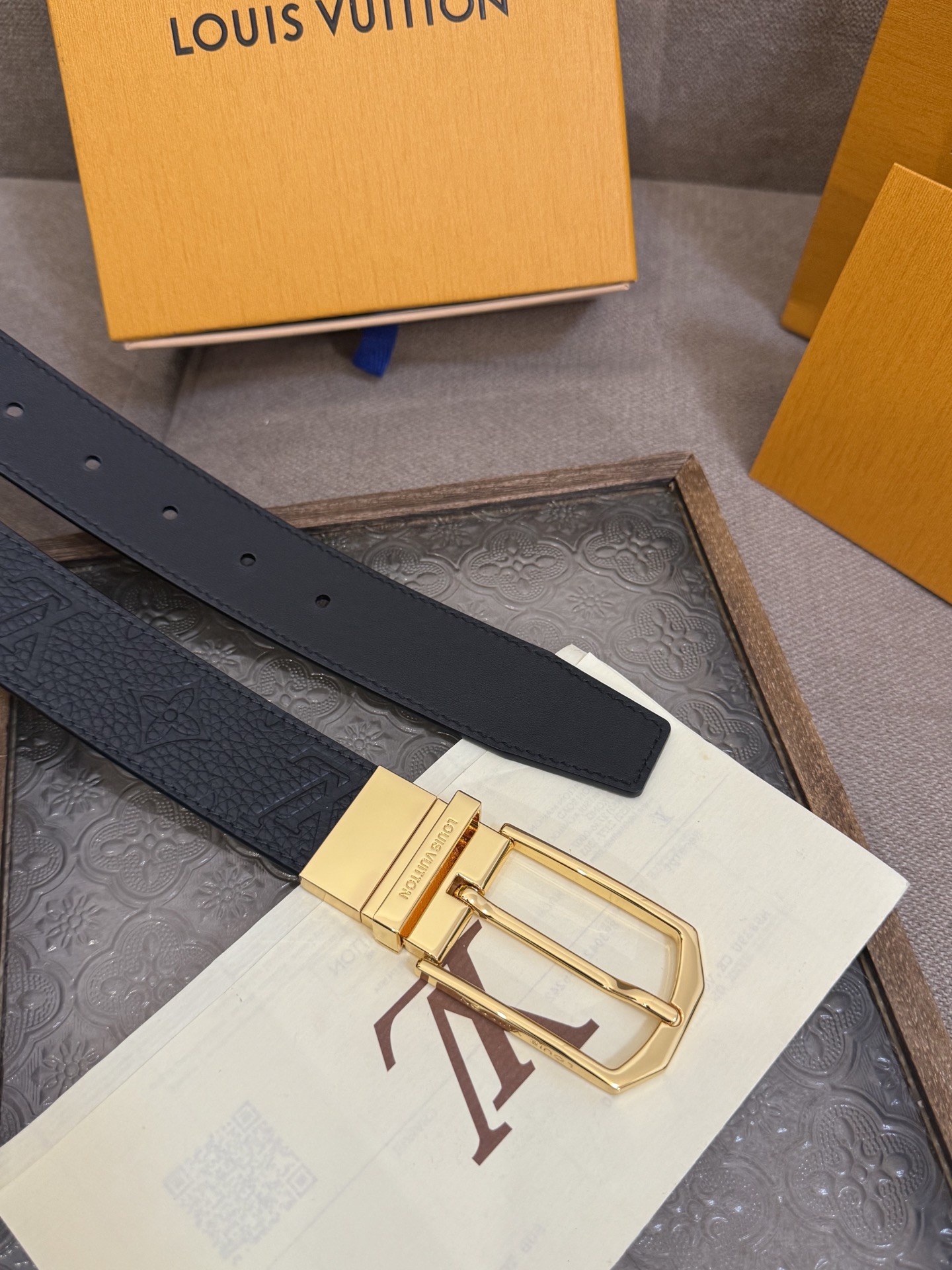 Louis Vuitton Leather Belt Black S-m-l