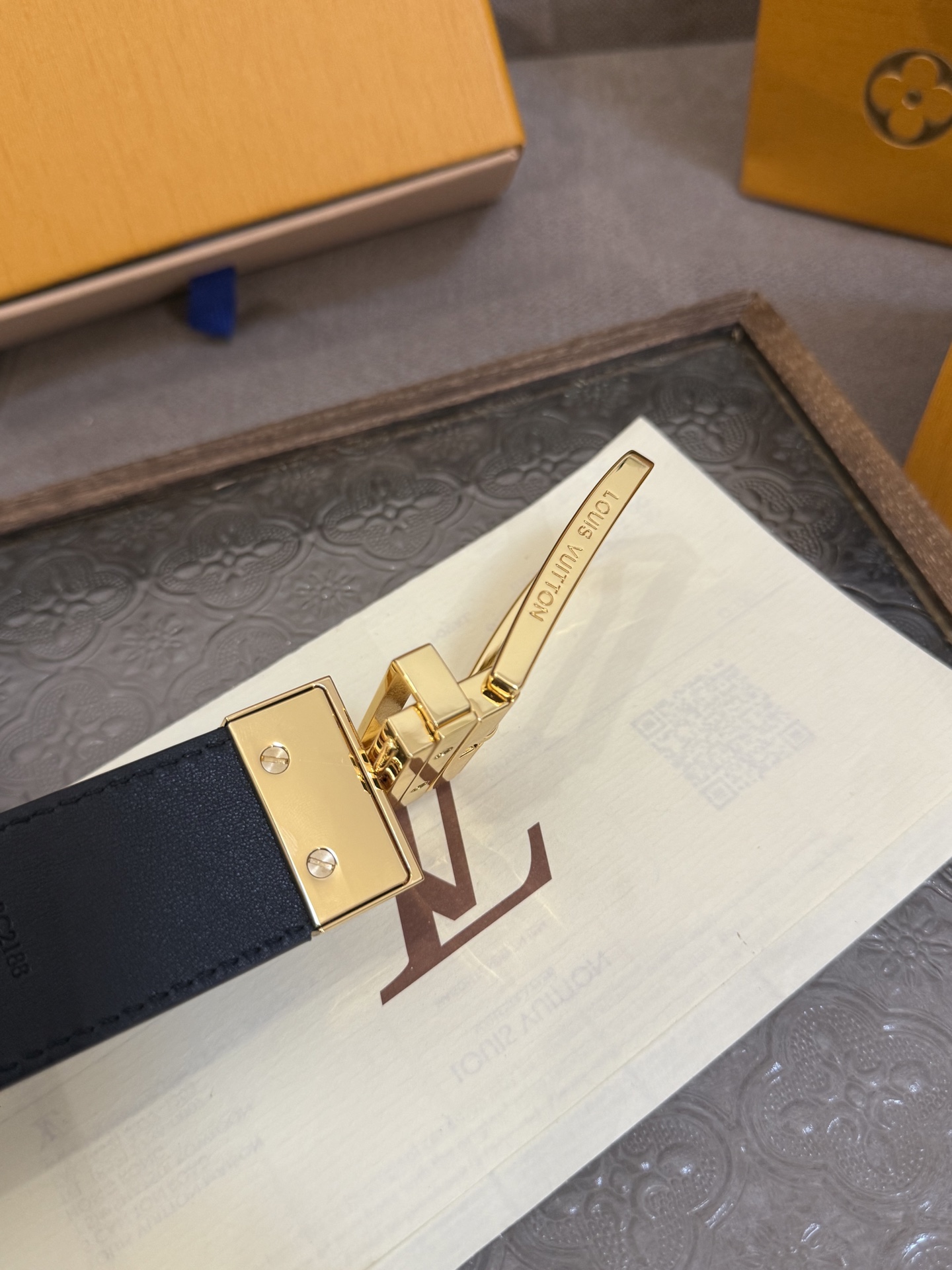 Louis Vuitton Leather Belt Black S-m-l