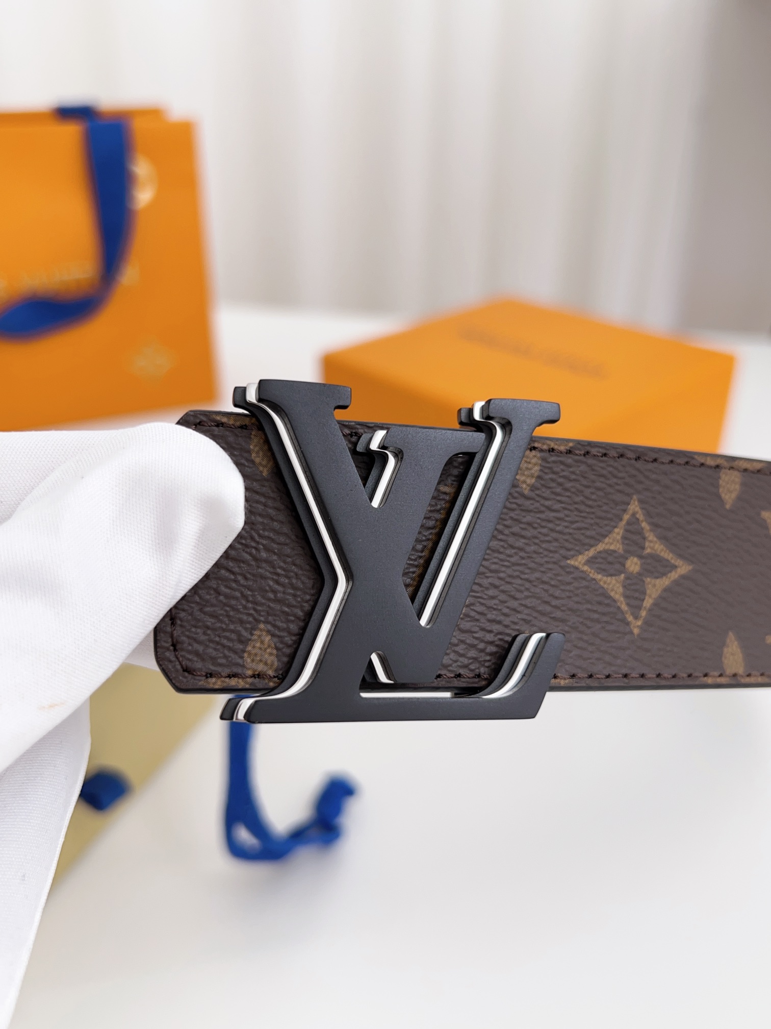 Louis Vuitton Basic Belt Cow Leather Waterproof 125cm-m-l