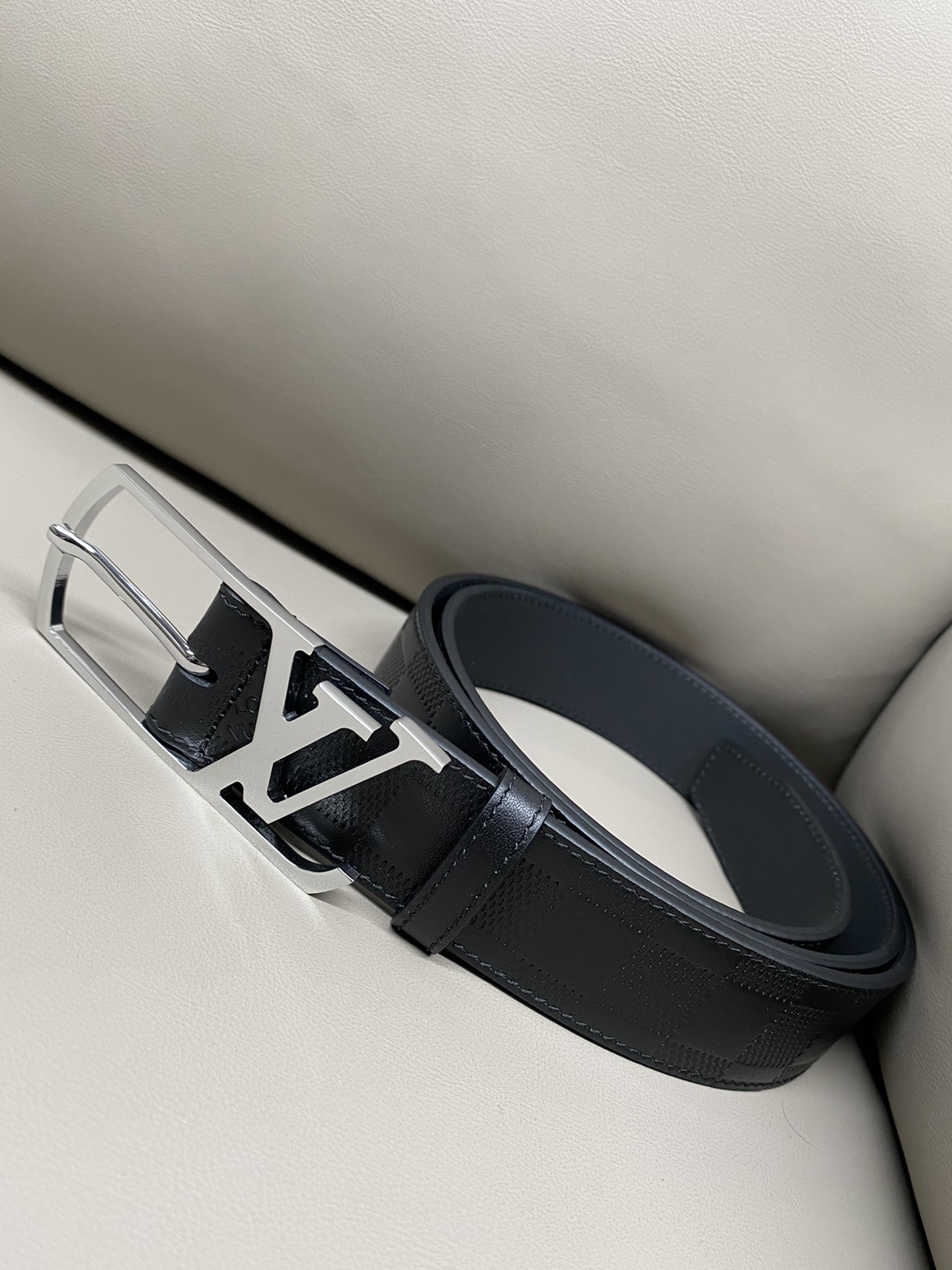 Louis Vuitton Pin Buckle Belt S-m-l