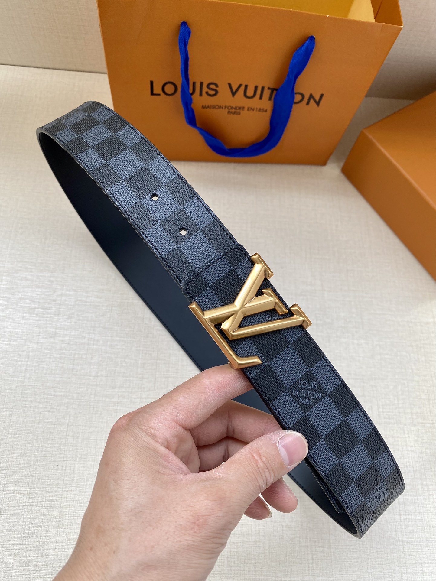 Louis Vuitton Male Basic Belt Cow Leather S-m-l
