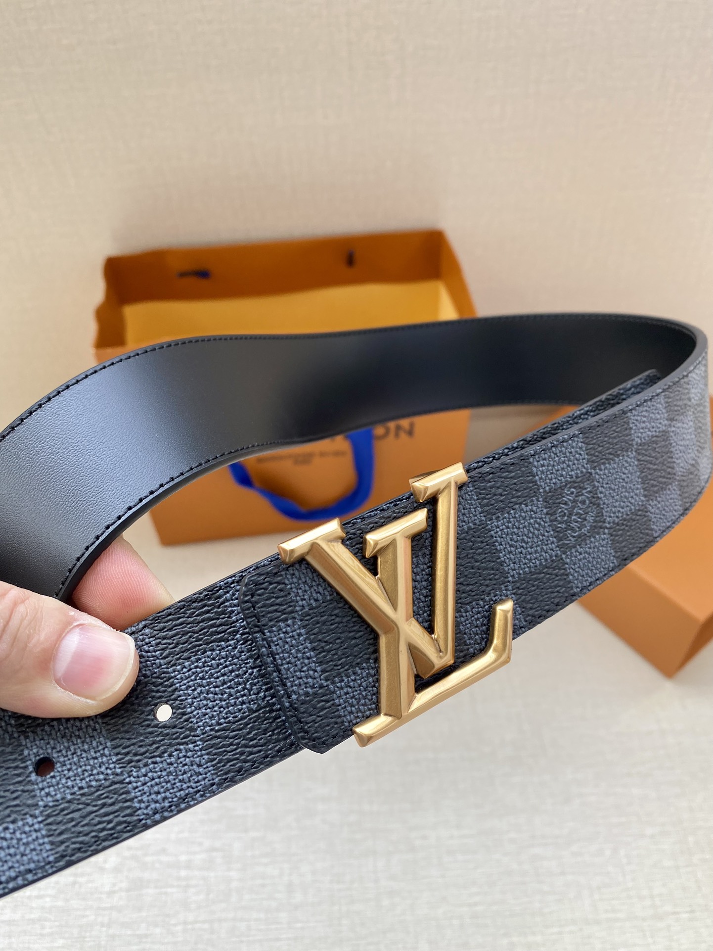 Louis Vuitton Male Basic Belt Cow Leather S-m-l