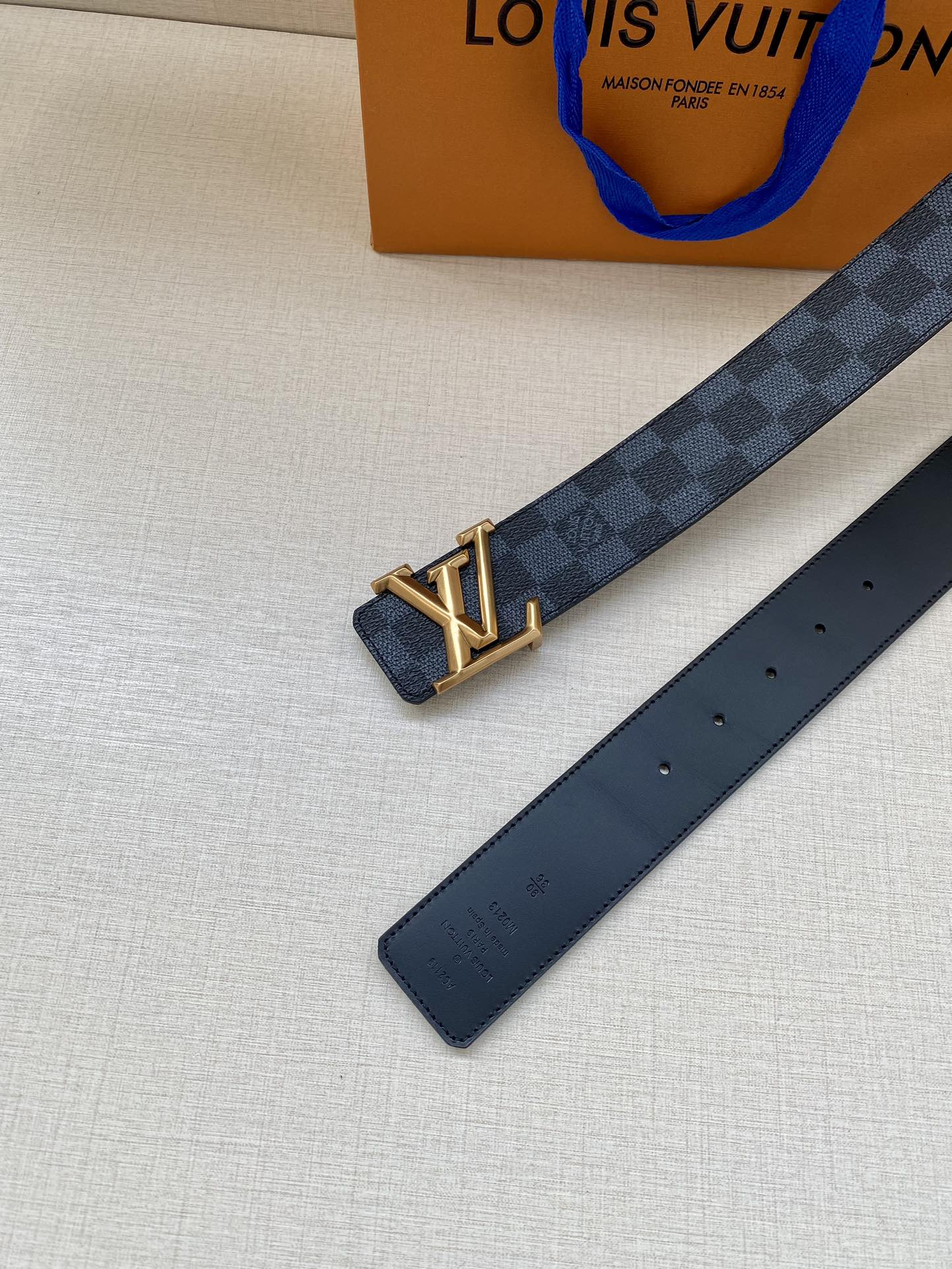 Louis Vuitton Male Basic Belt Cow Leather S-m-l