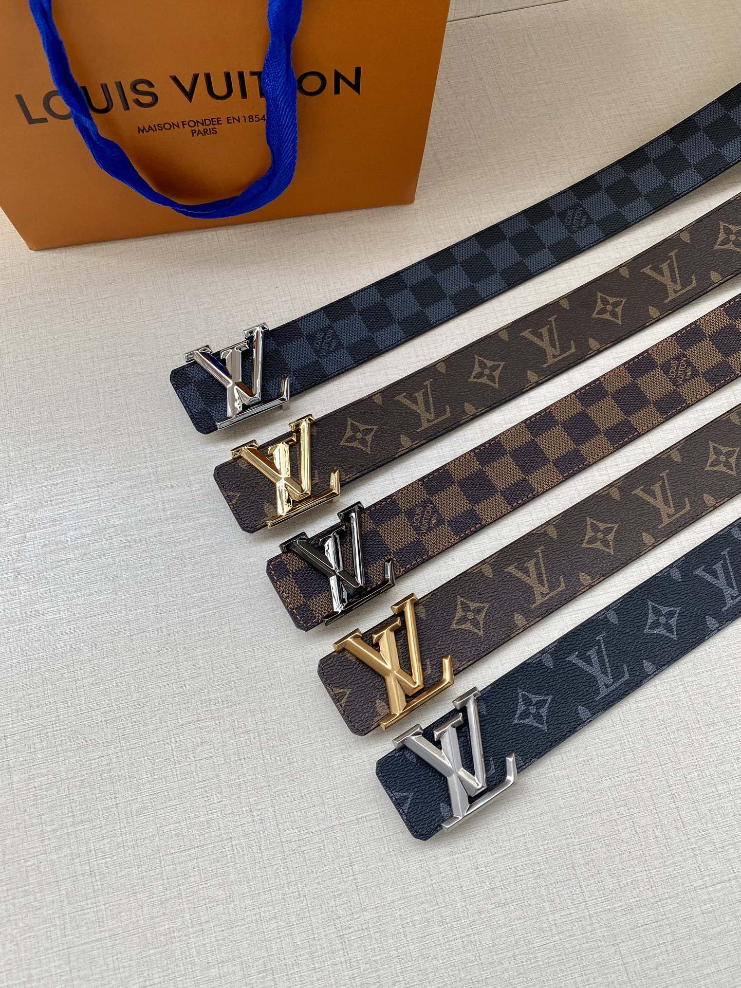 Louis Vuitton Male Basic Belt Cow Leather S-m-l