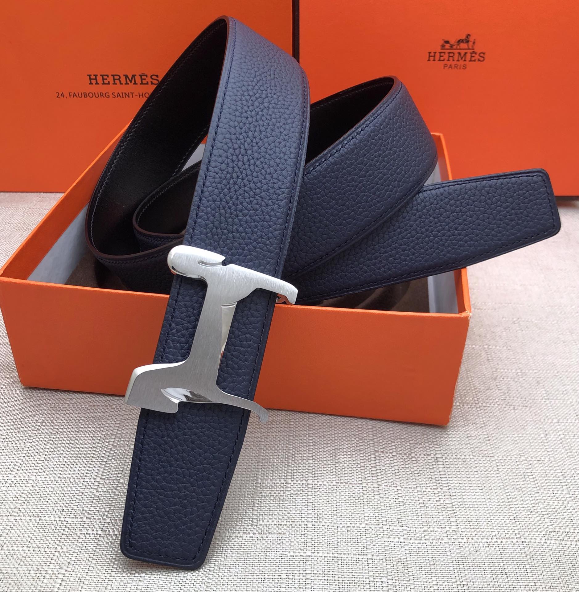 Hermès Basic Belt Top Grain Leather Black 38mm